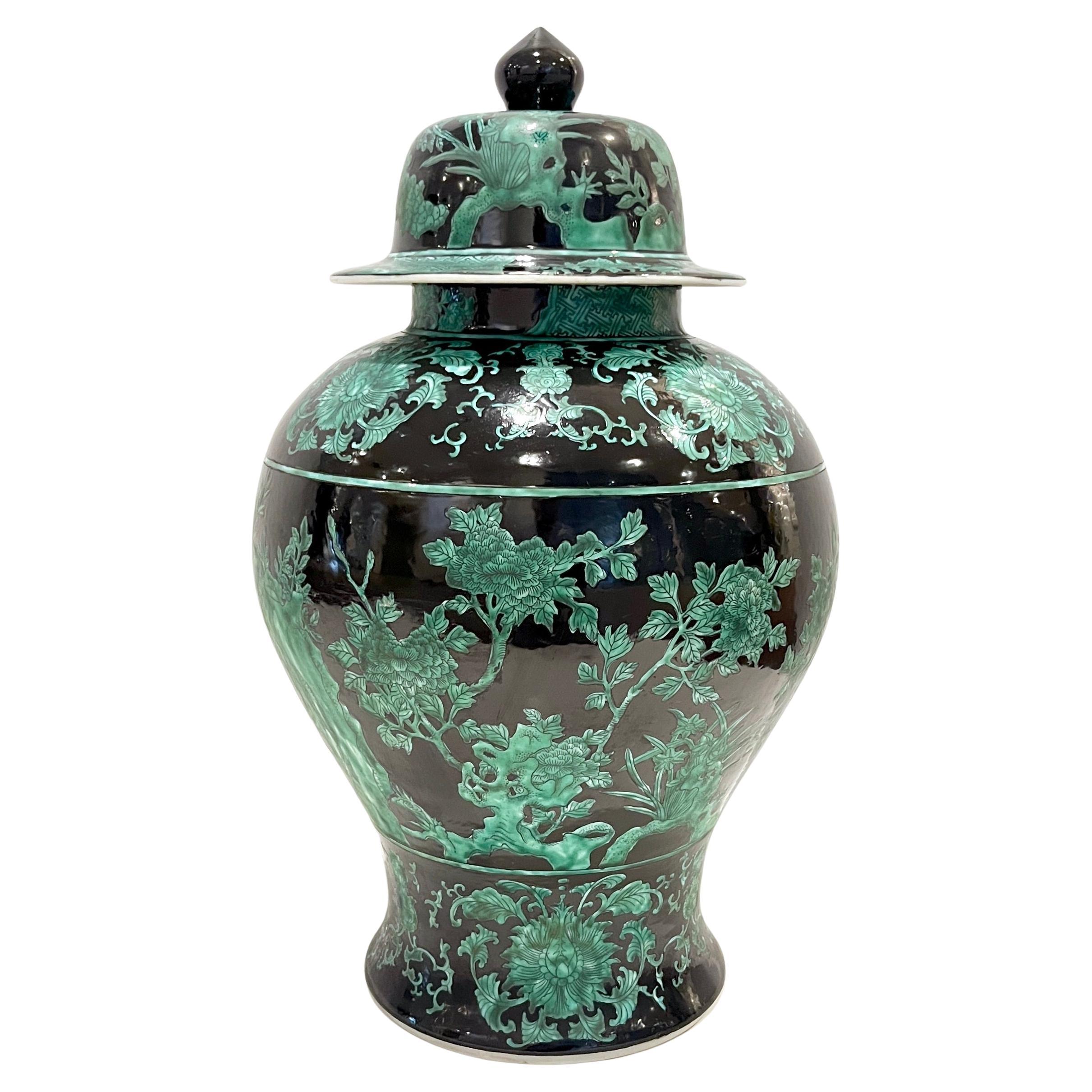 Mid-20th Century Chinese Export Black Green Tall Baluster Ginger Jar with Cover For Sale