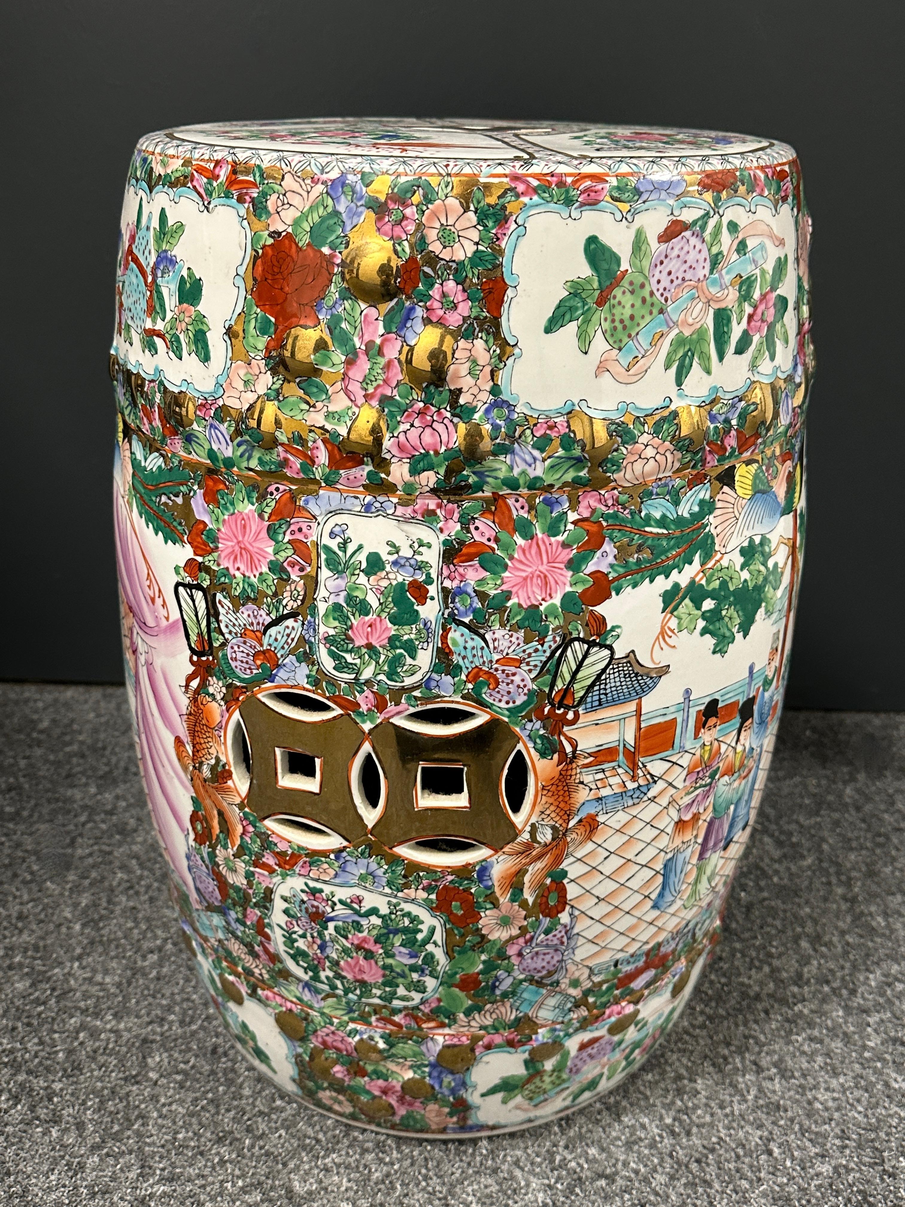Mid-20th Century Chinese Export Hand-Painted Garden Stool Flower Pot Seat In Good Condition In Nuernberg, DE