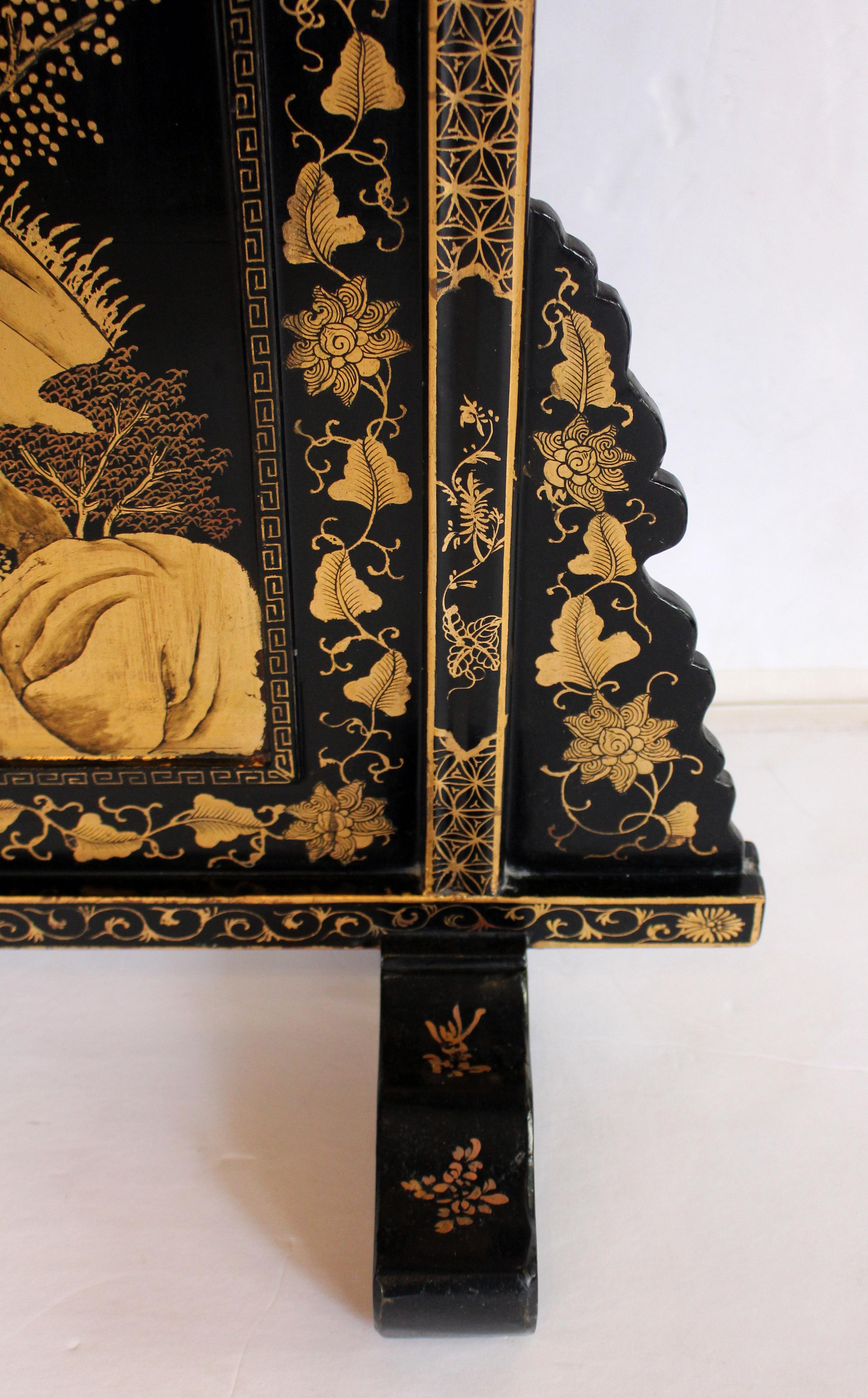 Mid-20th Century Chinese Export Lacquered Fire Screen 2