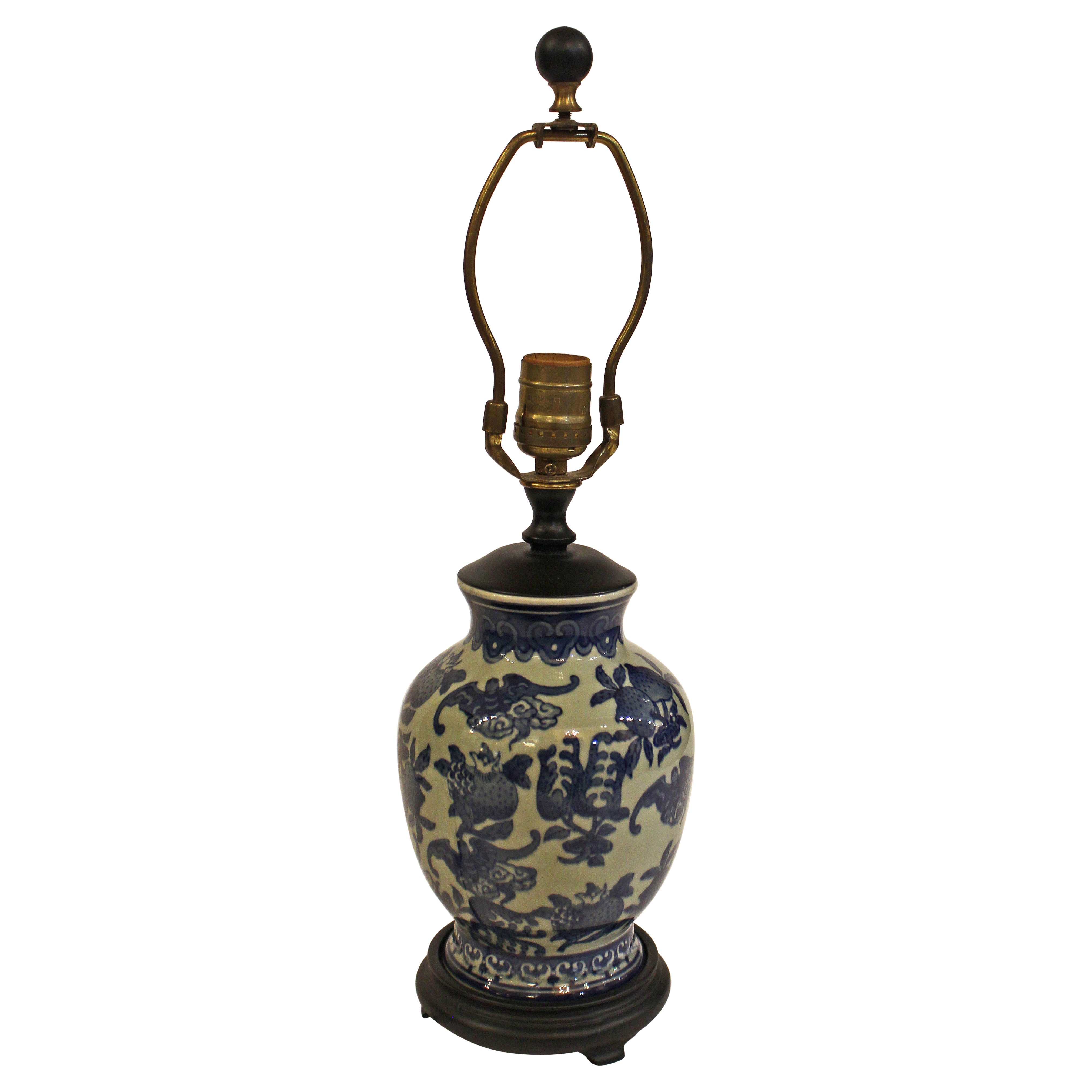Mid-20th Century Chinese Export Porcelain Vase Mounted as Lamp For Sale
