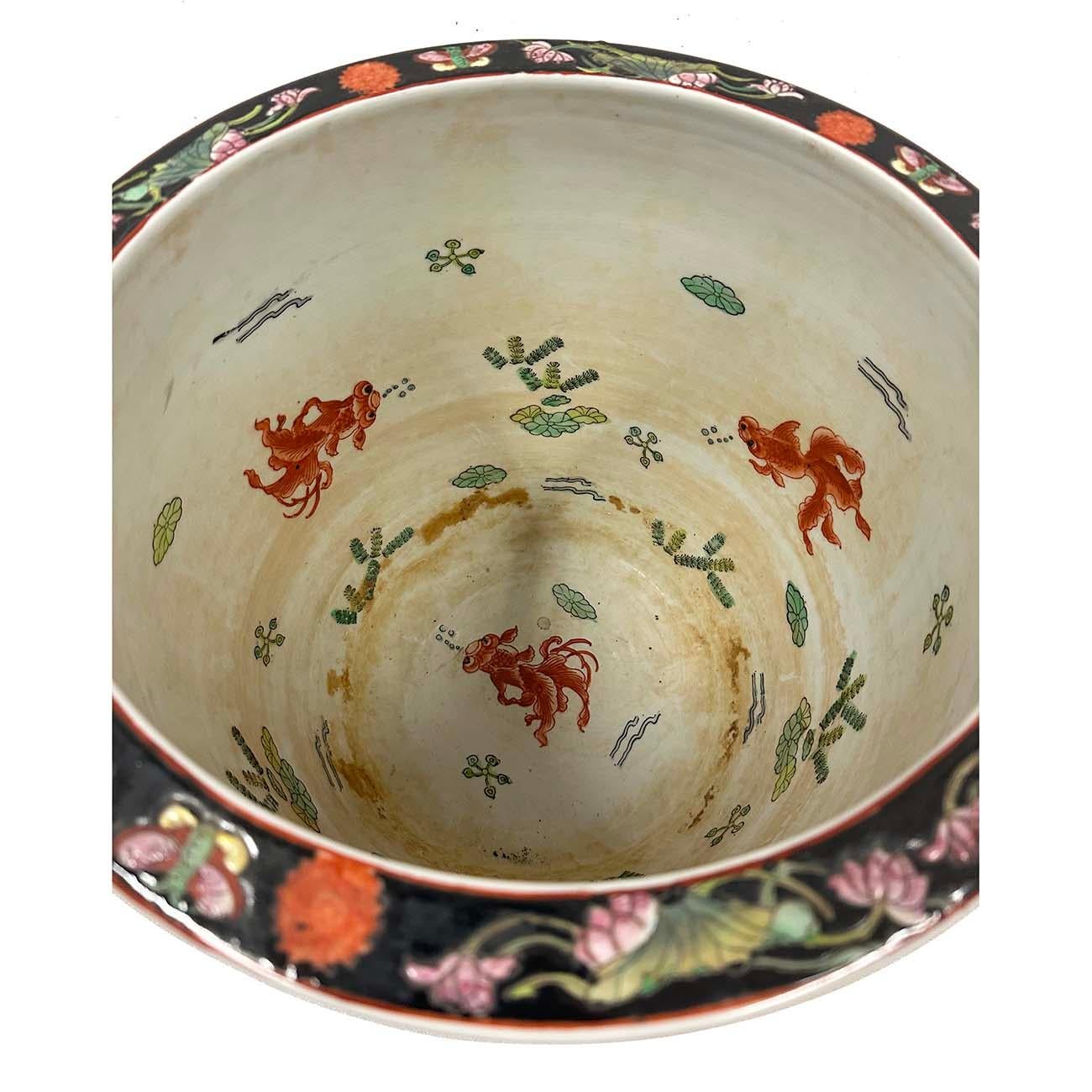 Bracelet/plante chinois Famille Noire en porcelaine du milieu du 20e siècle en vente 2
