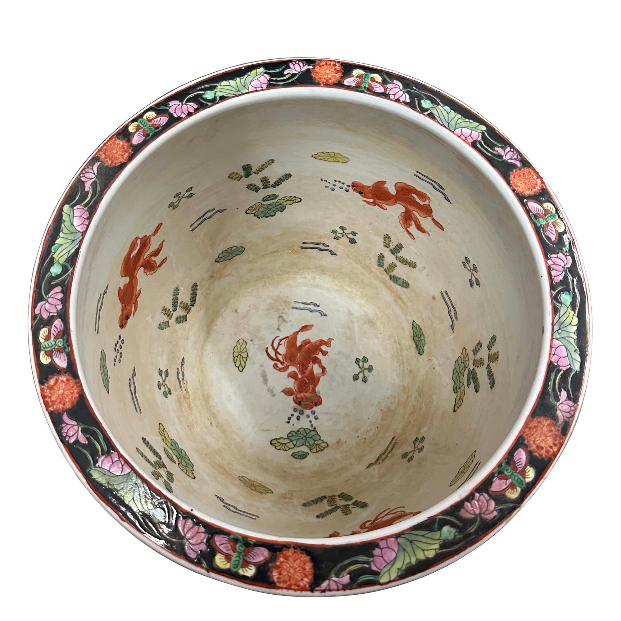 Chinesische Famille Noire-Porzellan-Fischschale/Pflanzgefäß, Mitte des 20. Jahrhunderts im Angebot 5