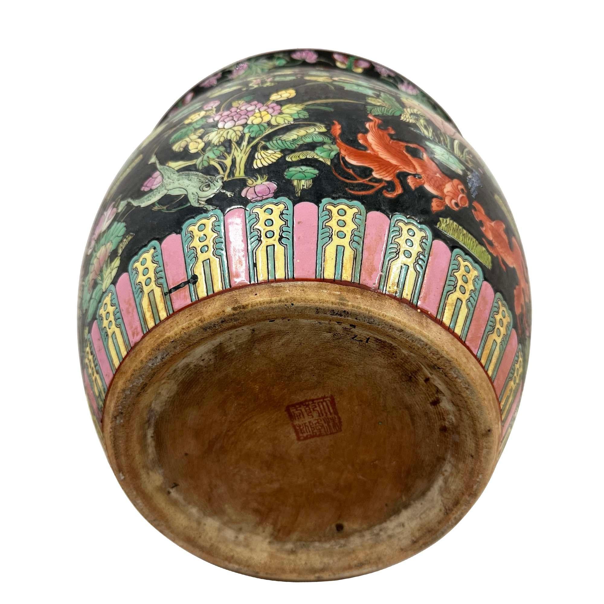 Chinesische Famille Noire-Porzellan-Fischschale/Pflanzgefäß, Mitte des 20. Jahrhunderts im Angebot 6