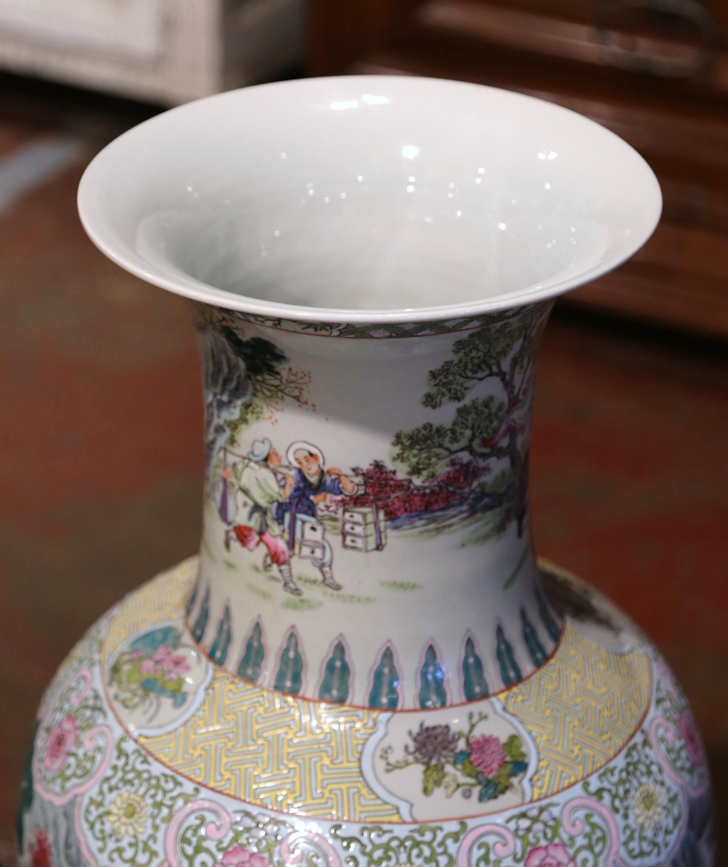 Chinese Export Mid-20th Century Chinese Famille Rose Hand Painted Porcelain Vase with Base For Sale
