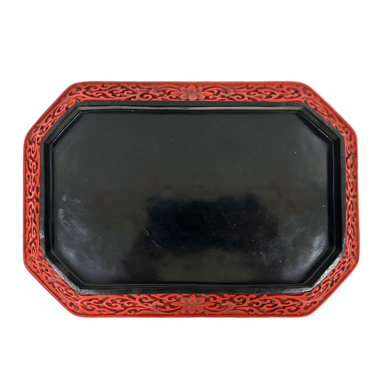 Mid-20th Century Chinese Hand Carved Cinnabar Lacquer Plate In Good Condition For Sale In Pomona, CA