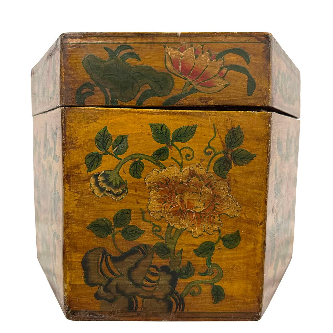 Chinese Export Mid 20th Century Chinese Hand Painted Sewing Box, Jewelry Box For Sale
