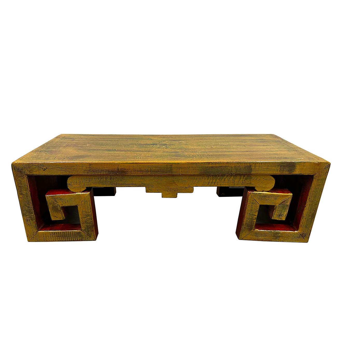 Mid-20th Century Chinese Handmade Low Coffee Table For Sale 4