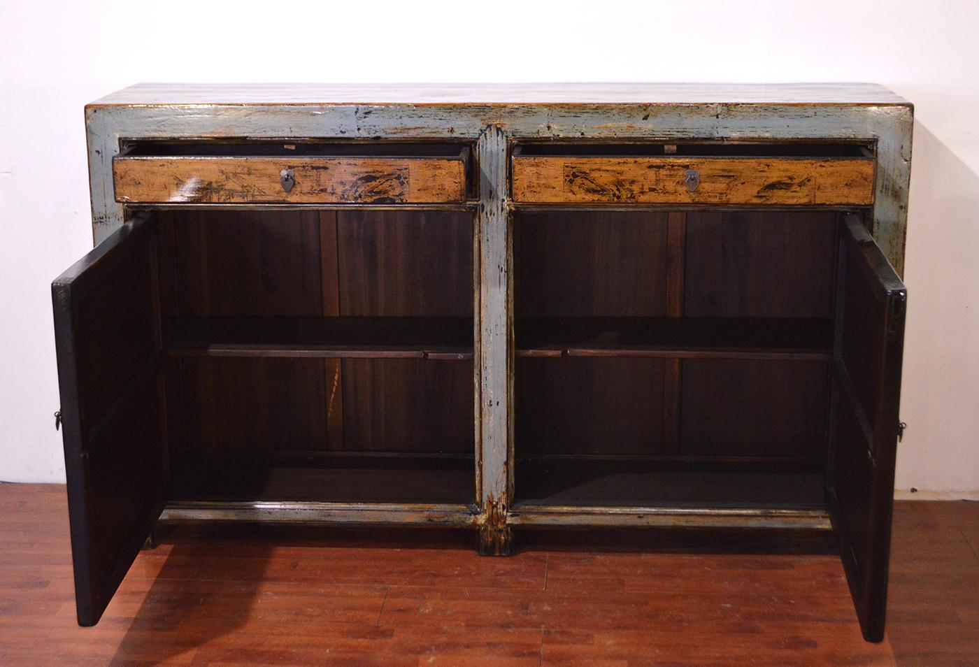 Mid-20th Century Chinese Lacquered Elm Buffet For Sale 1