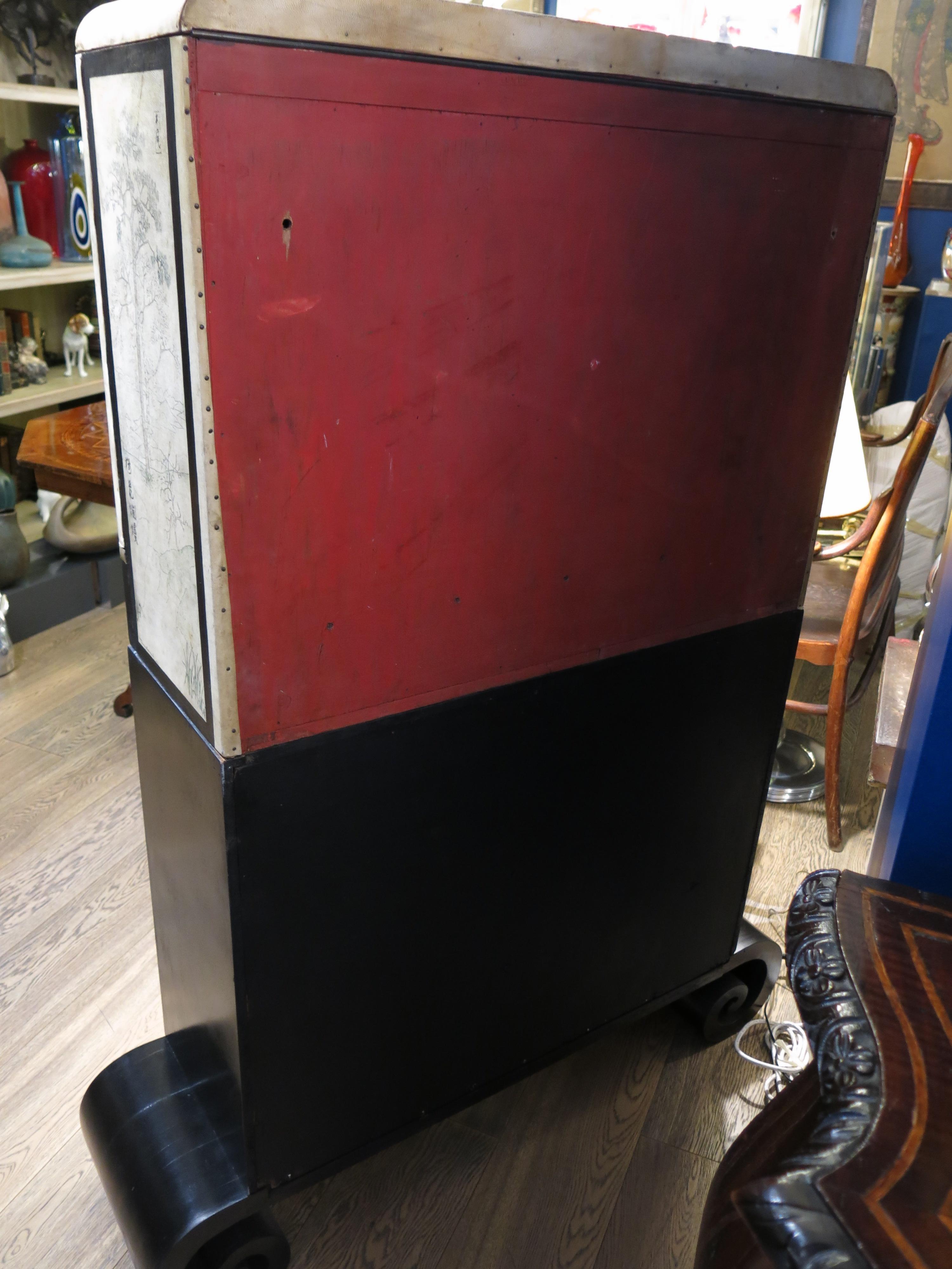 Mid-20th Century Chinese Parchment Cabinet For Sale 7