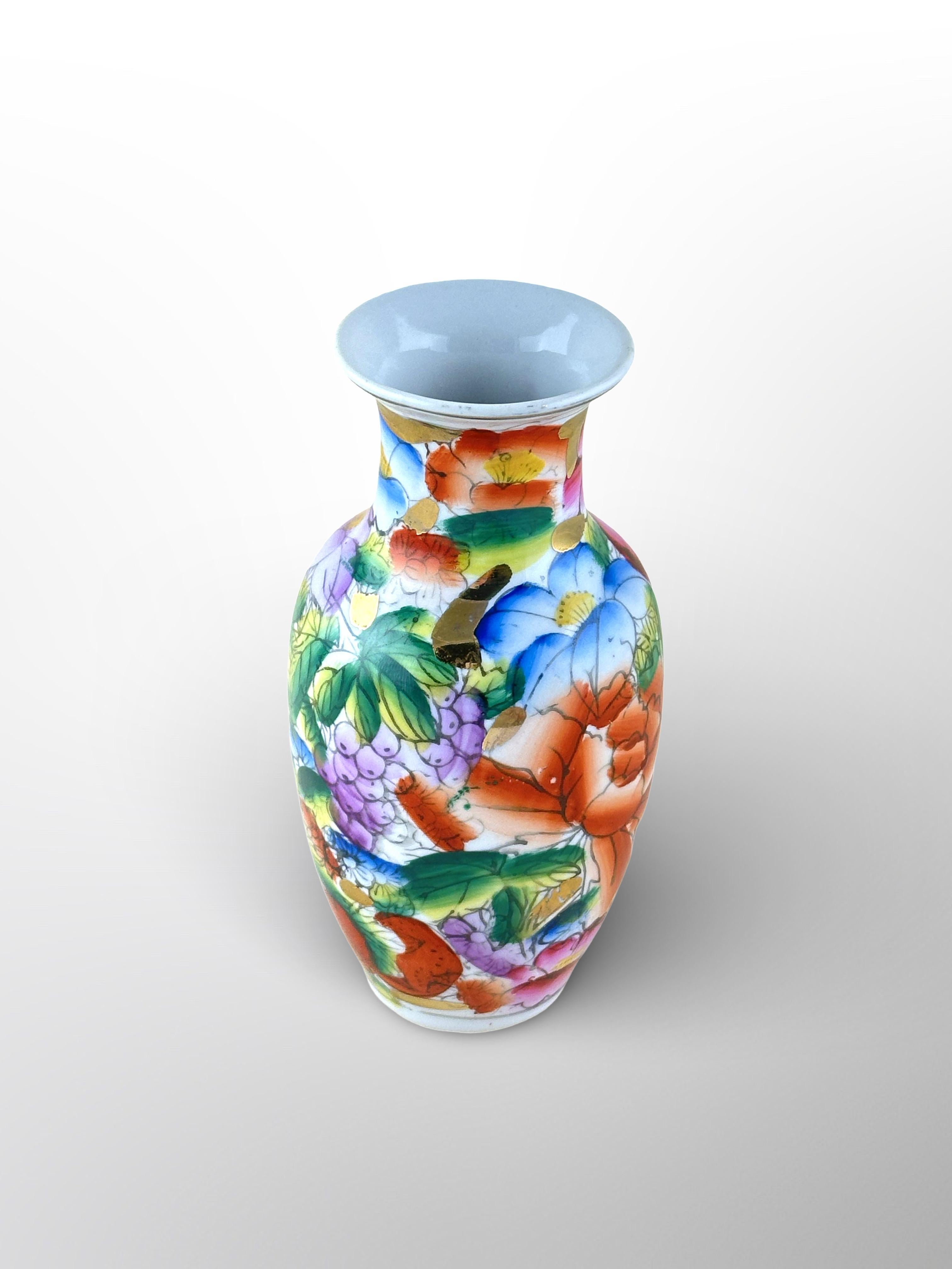 Mid 20th Century Chinese Porcelain Baluster Vase Mille Fleur Style In Good Condition For Sale In Glasgow, GB