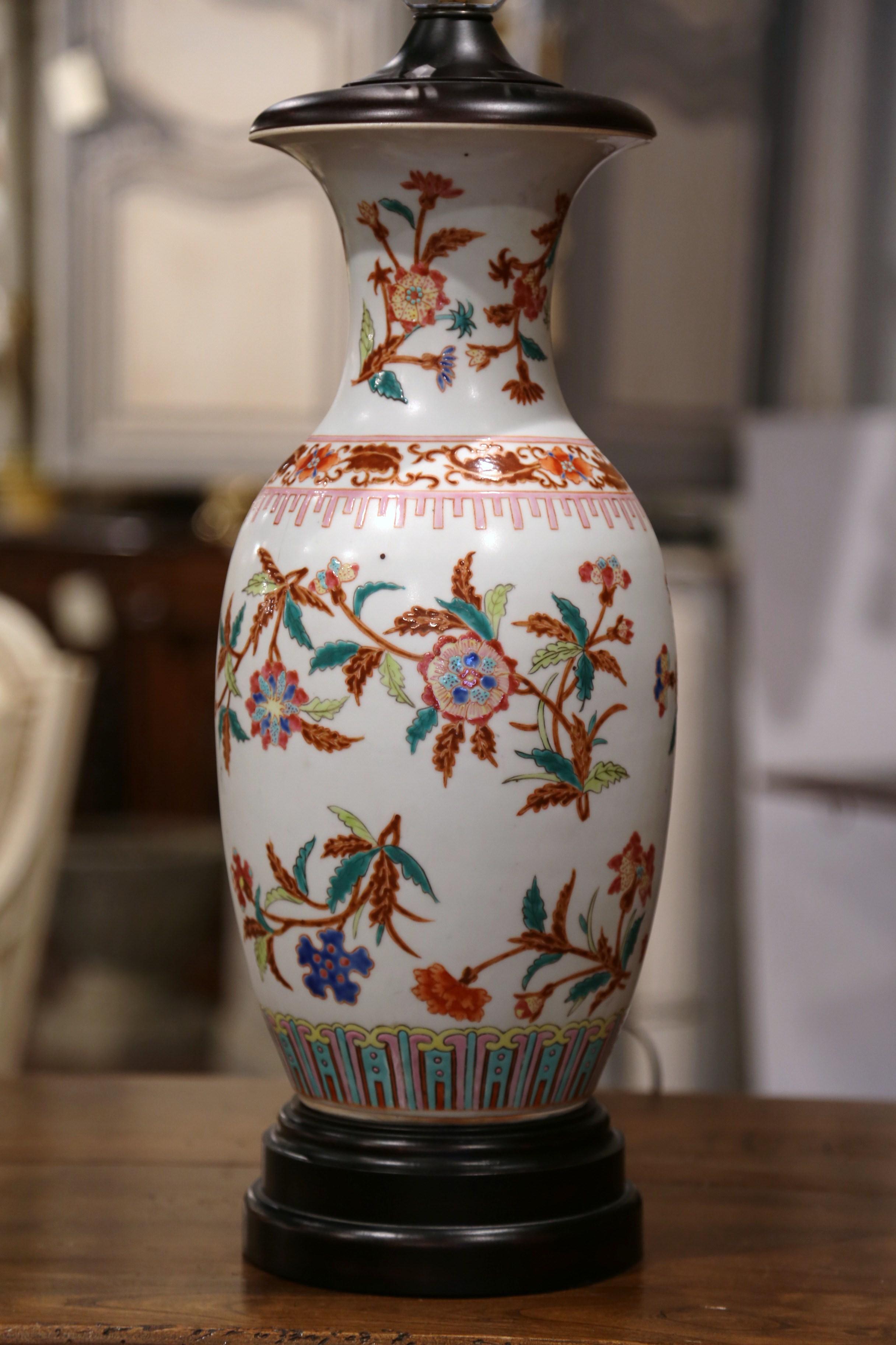 Hand-Painted Mid-20th Century Chinese Porcelain Famille Rose Vase Converted into Table Lamp