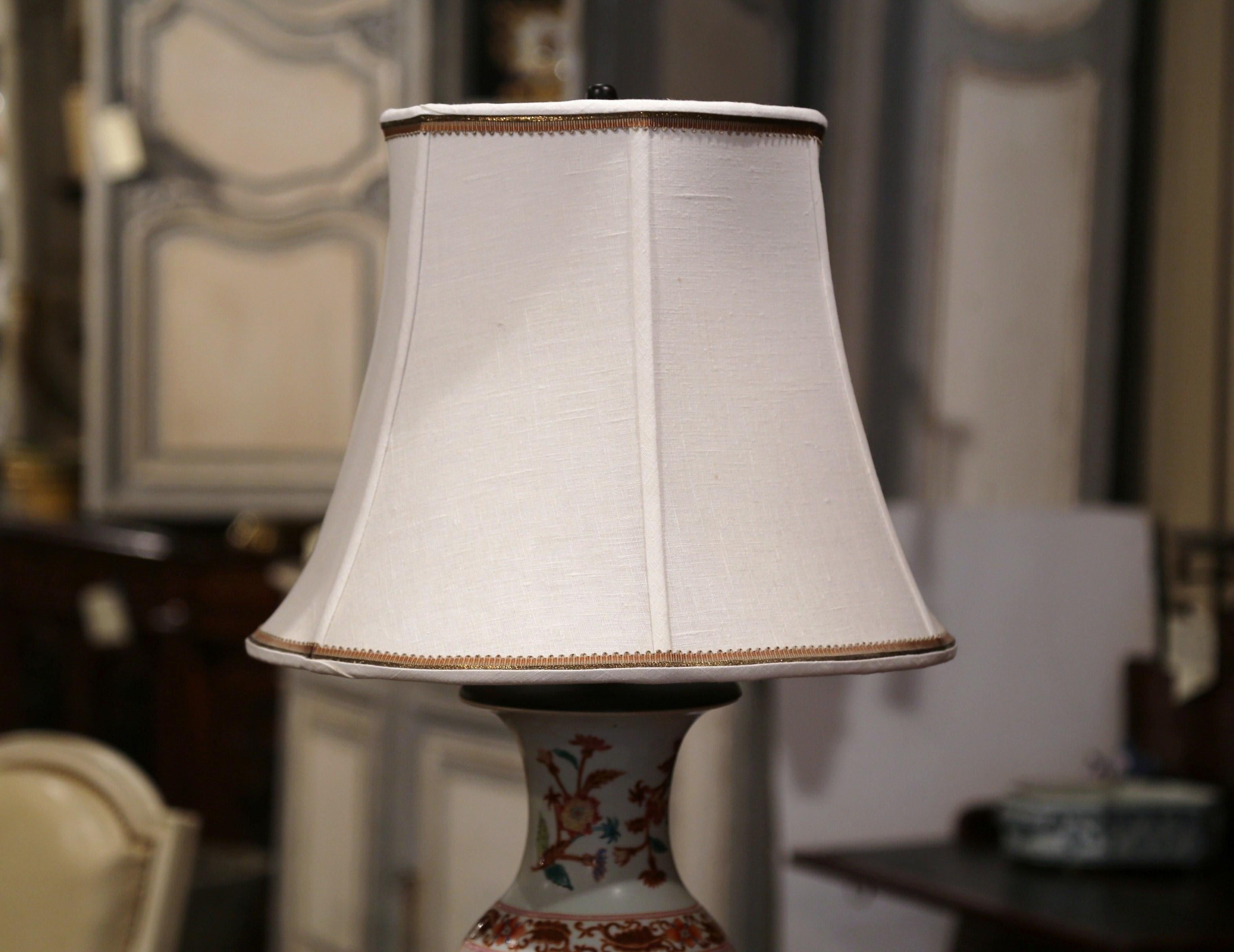 Mid-20th Century Chinese Porcelain Famille Rose Vase Converted into Table Lamp 1