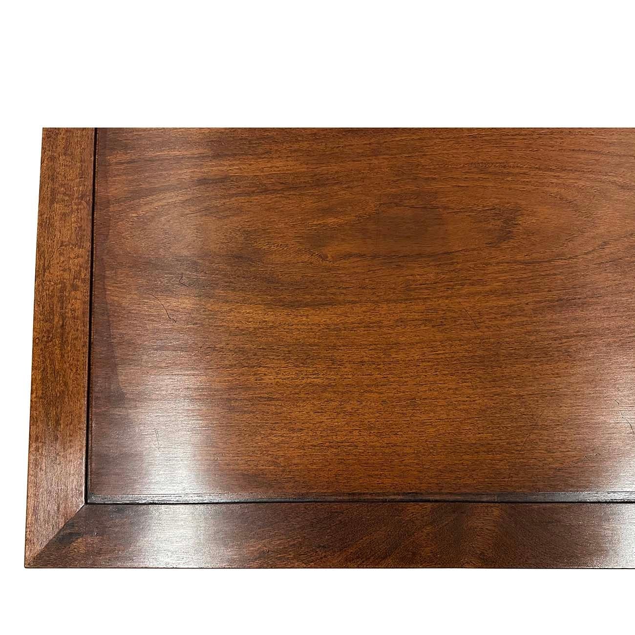 Mid-20th Century Chinese Rosewood Carved Coffee Table For Sale 1