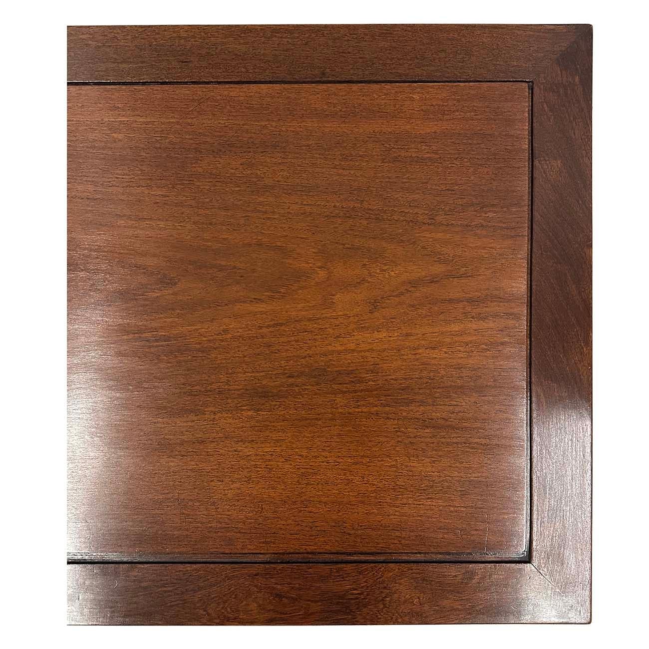 Mid-20th Century Chinese Rosewood Carved Coffee Table For Sale 2