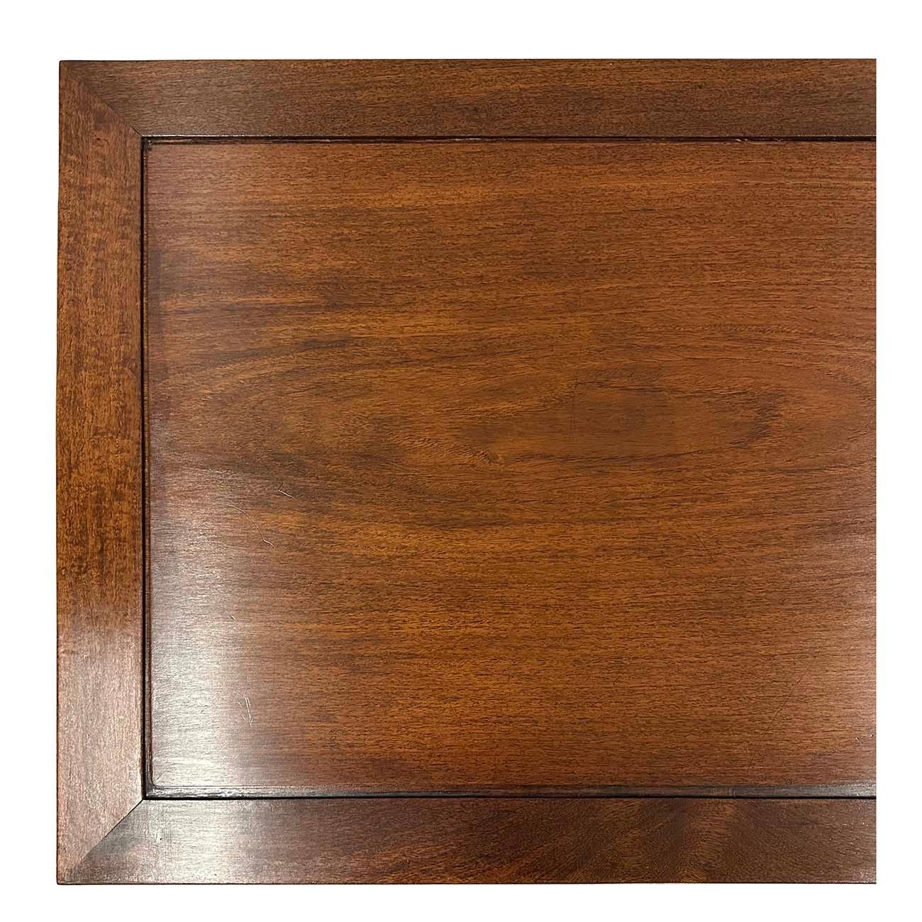 Mid-20th Century Chinese Rosewood Carved Coffee Table For Sale 3