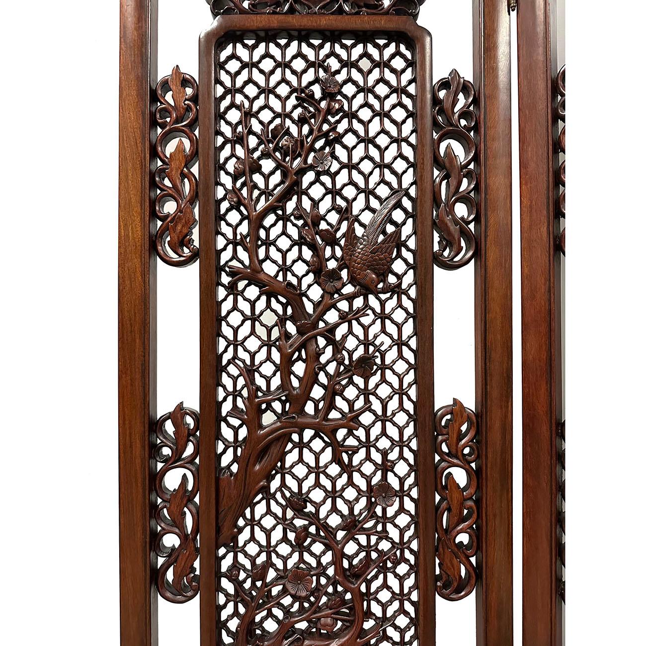 Chinese Export Mid-20th Century Chinese Rosewood Open Carved Screen/Room Divider For Sale