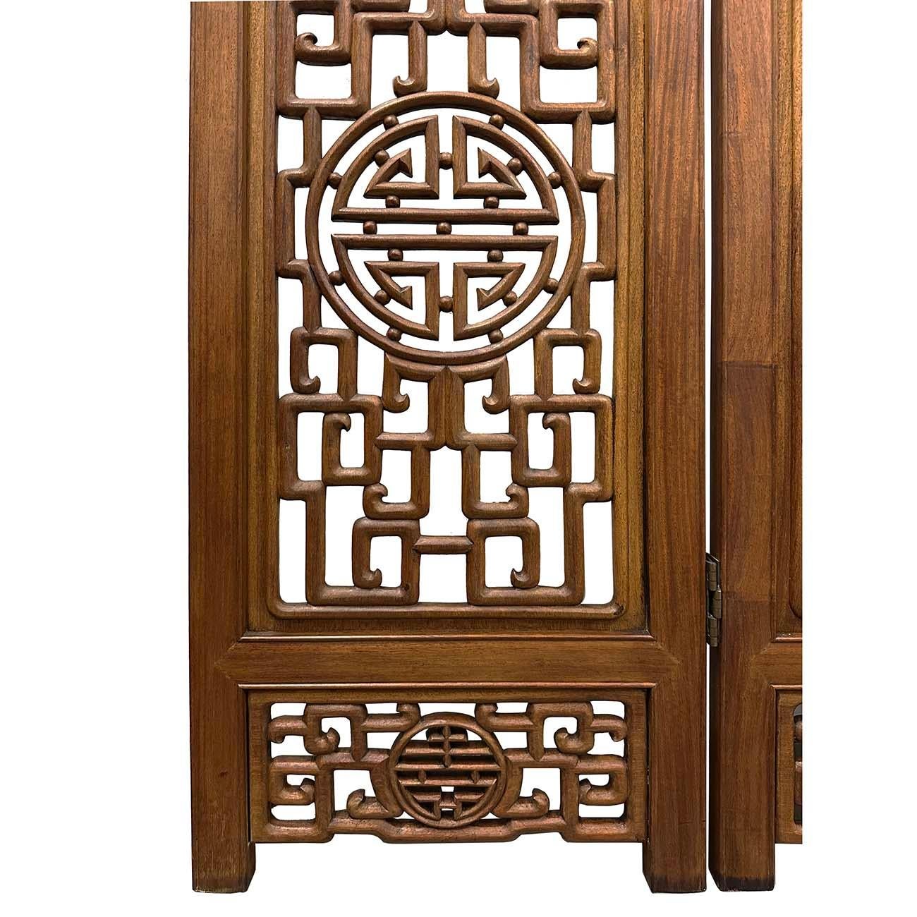 Hand-Crafted Mid-20th Century Chinese Rosewood Open Carved Screen/Room Divider For Sale