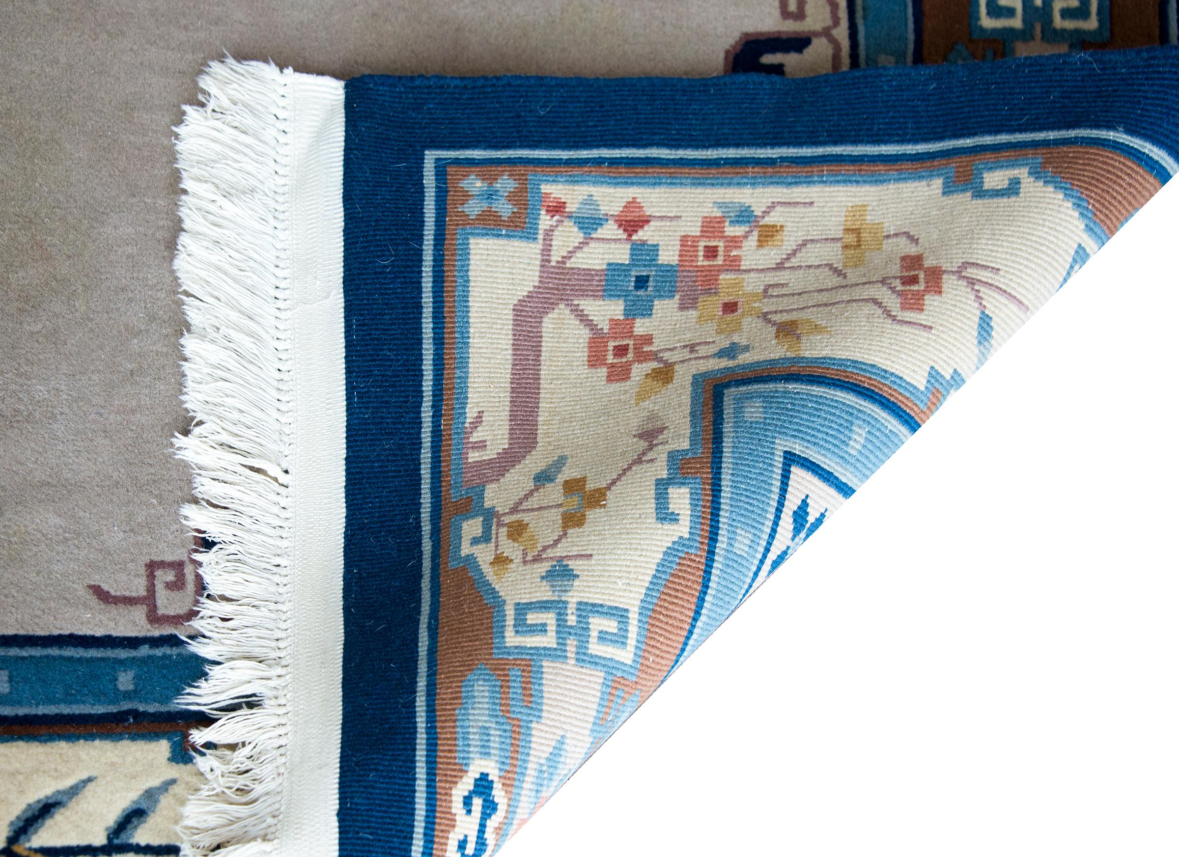 Mid-20th Century Chinese Rug For Sale 9