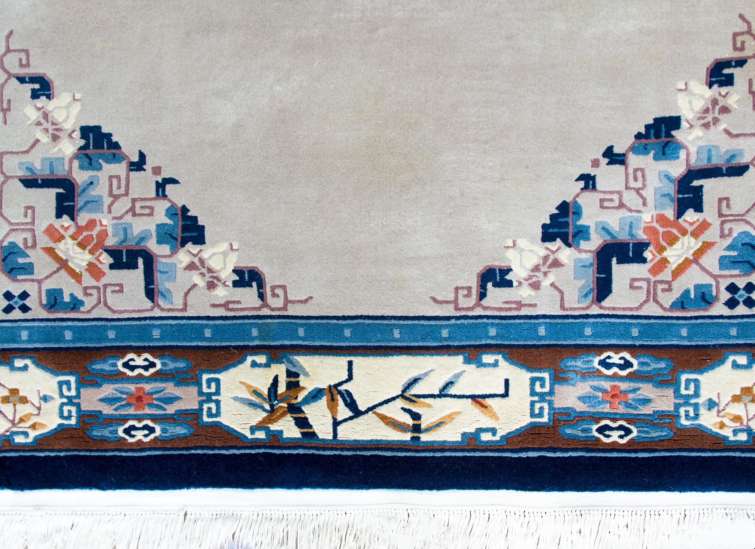 Mid-20th Century Chinese Rug For Sale 3