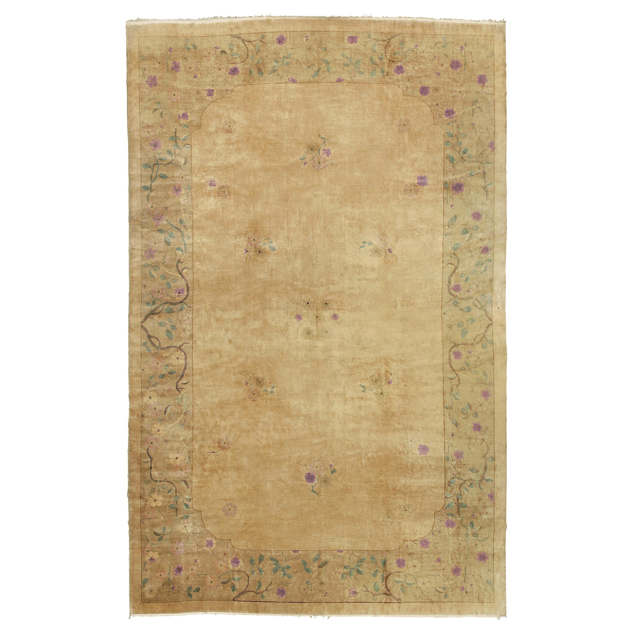 Mid-20th Century Chinese Rug For Sale