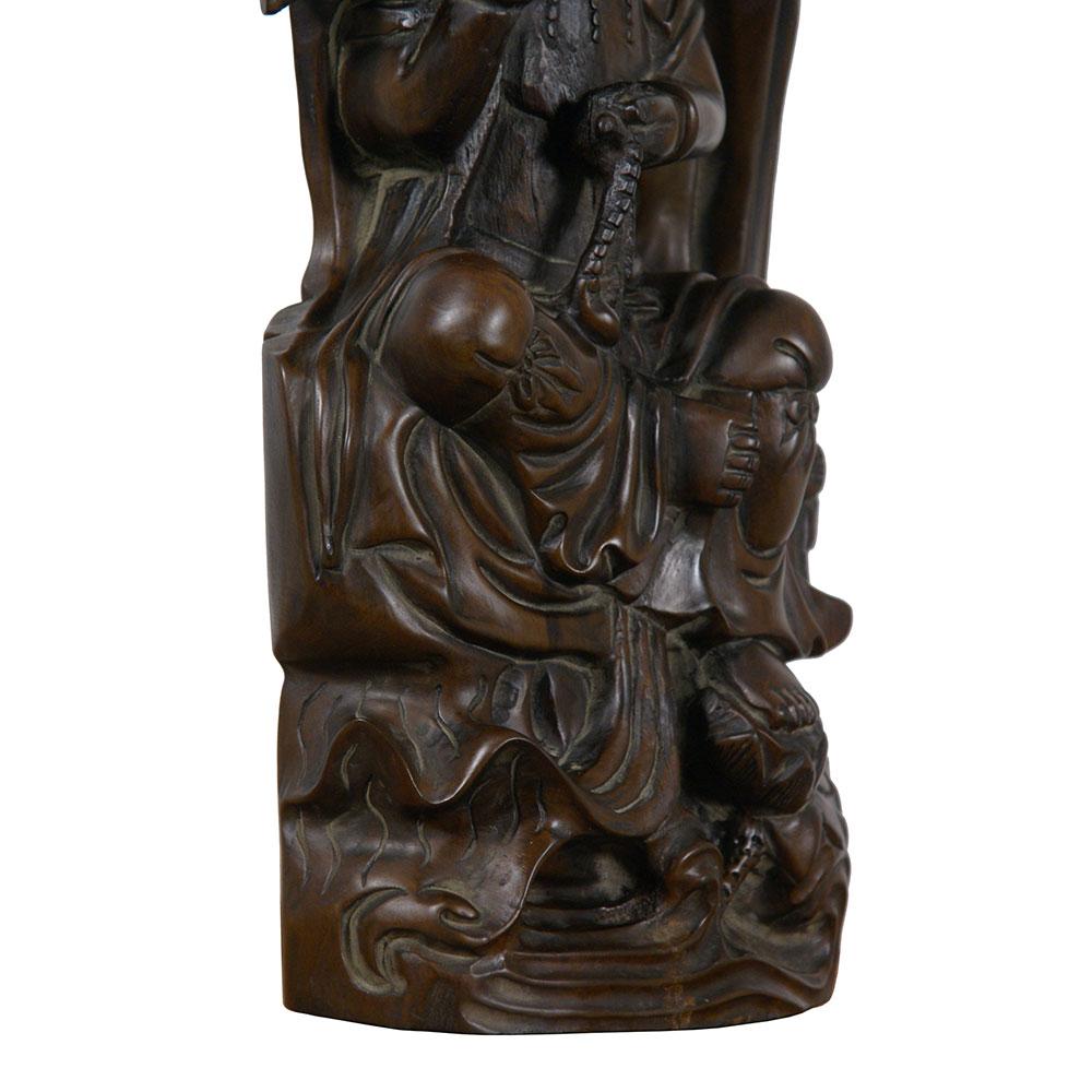 Statua di Kwan Yin intagliata in legno cinese della metà del XX secolo in vendita 3