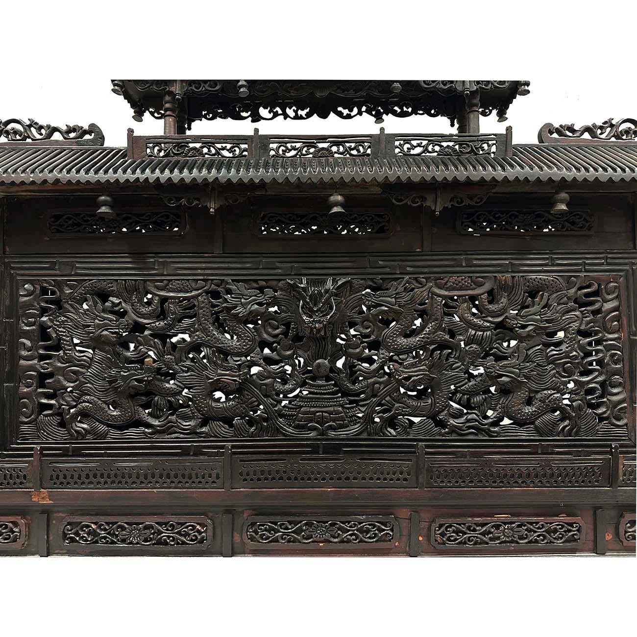 Mid 20th Century Chinese Wooden Carved Pagoda/Nine Dragons Wall In Good Condition For Sale In Pomona, CA