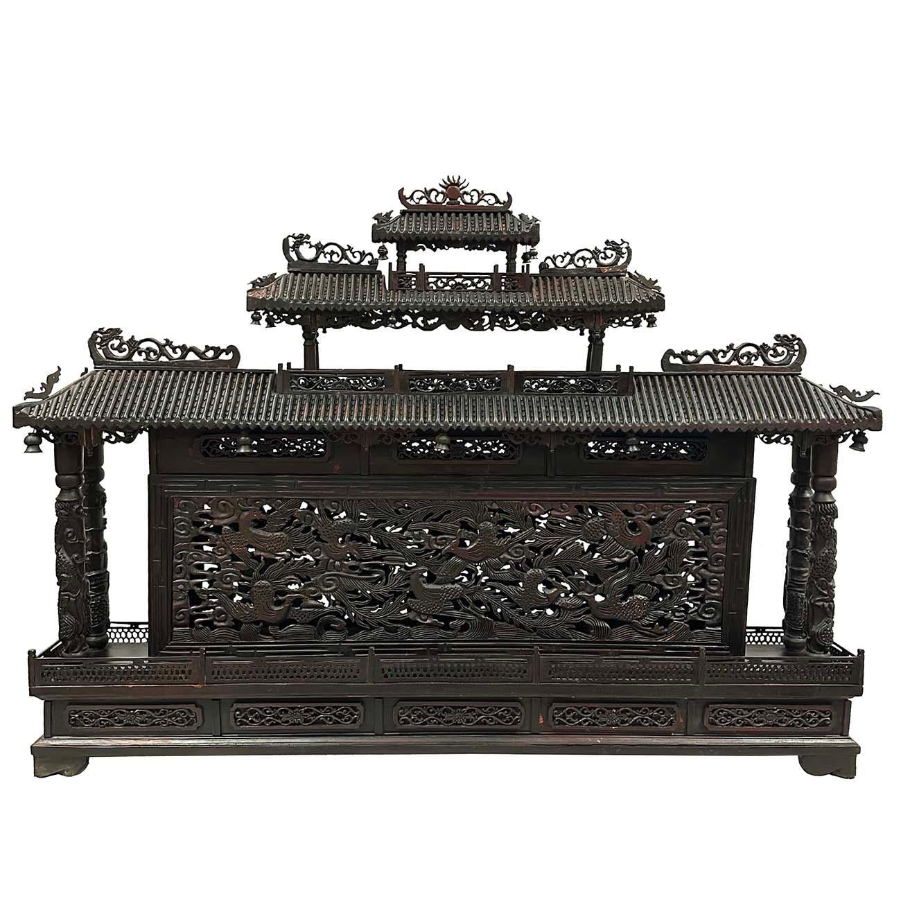 Mid 20th Century Chinese Wooden Carved Pagoda/Nine Dragons Wall For Sale 2