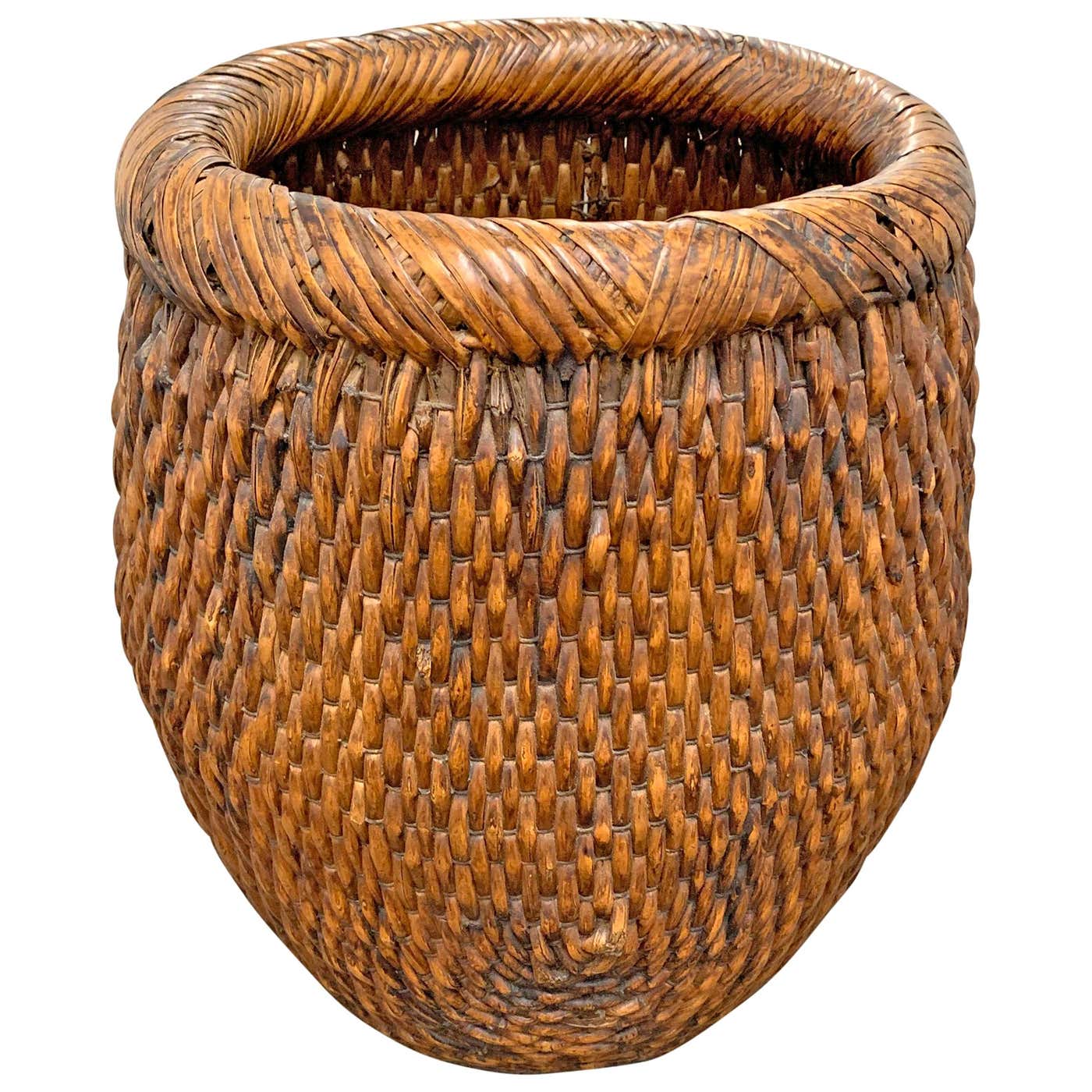 Rectangle Reed Baskets Mid-20th Century Chinese Woven Reed Basket For Sale at 1stDibs