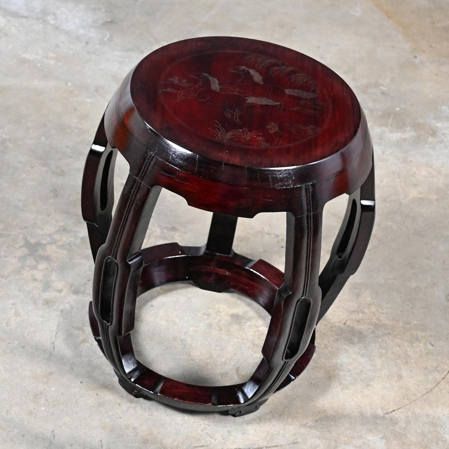 Mid 20th Century Chinoiserie Asian Rosewood Barrel Drum Table or Garden Stool For Sale 10