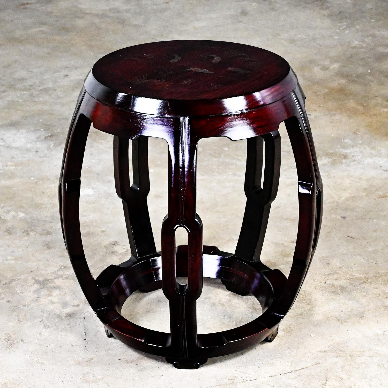 Mid 20th Century Chinoiserie Asian Rosewood Barrel Drum Table or Garden Stool For Sale 13