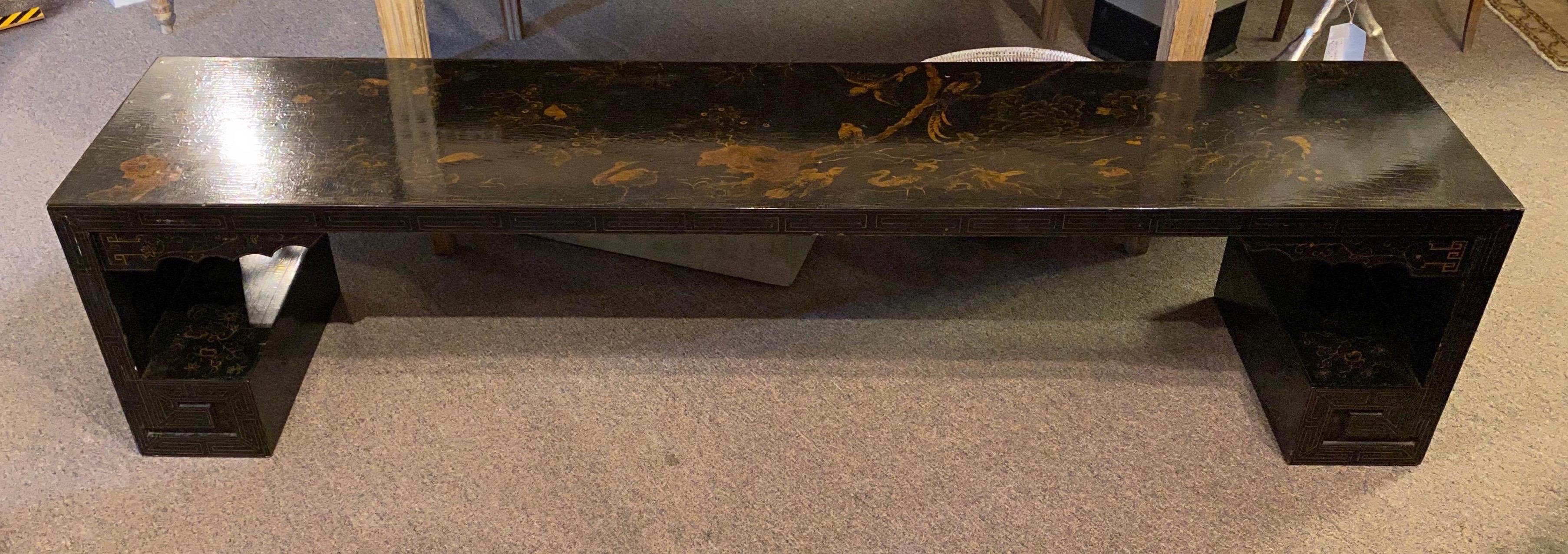 Mid-20th Century Chinoiserie Coffee Table or Bench 7