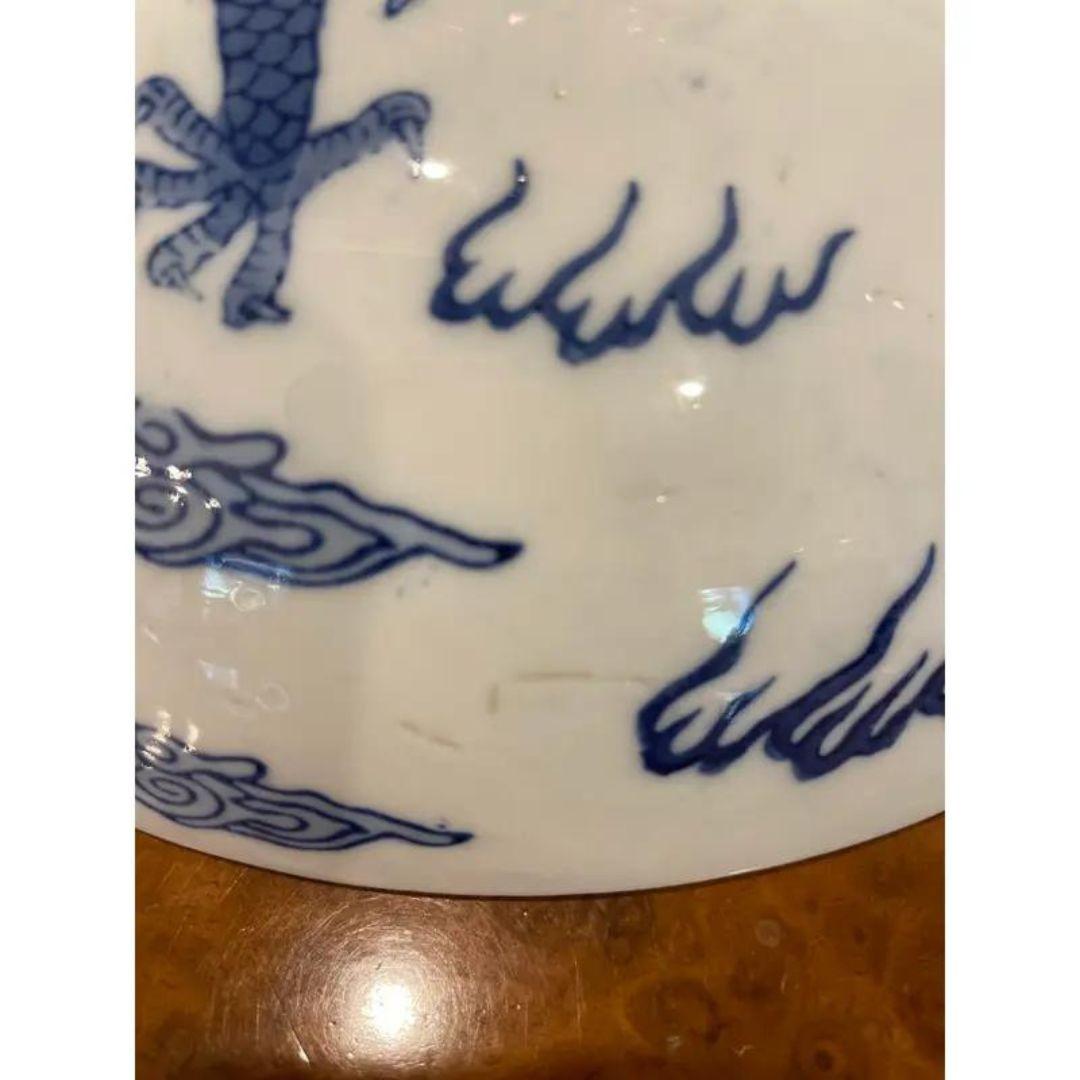 Mid 20th Century Chinoiserie Covered Bowl With Dragon Motif For Sale 2