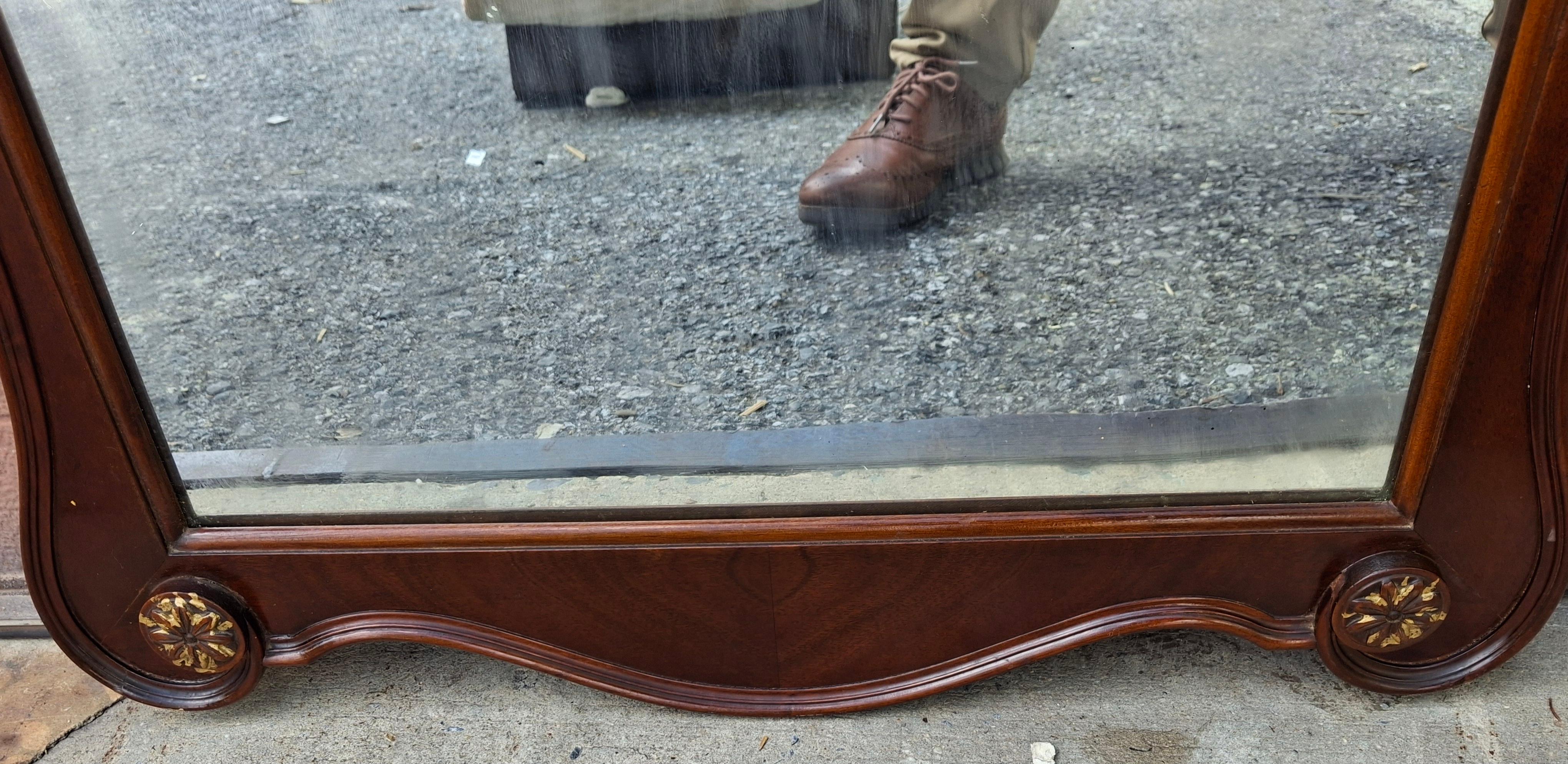 Mid-20th Century Chippendale Style Mahogany Parcel Gilt Scroll Ear Wall Mirro For Sale 4