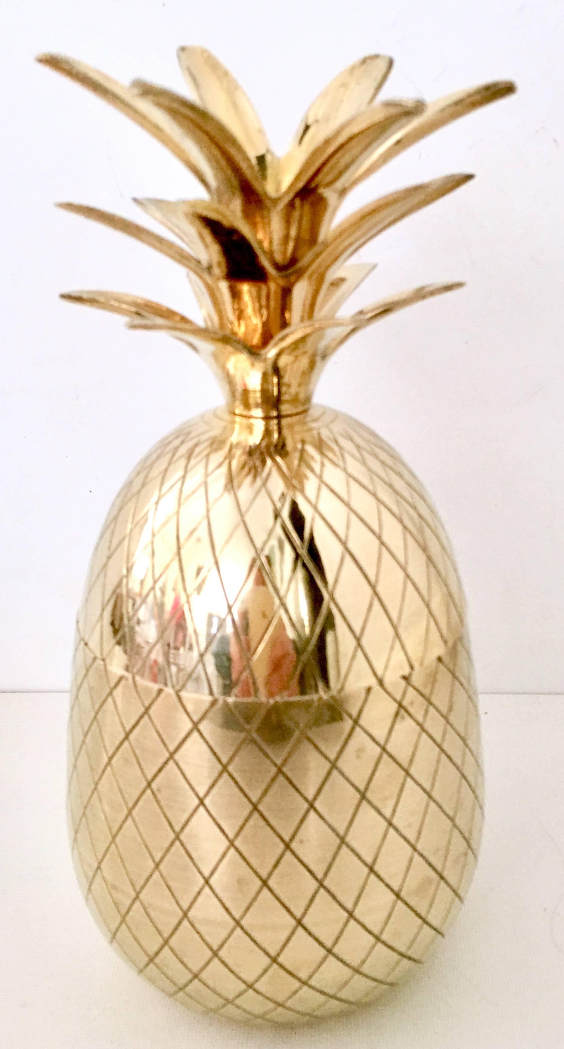 Mid-20th Century Chiseled Brass Pineapple Lidded Box In Excellent Condition In West Palm Beach, FL