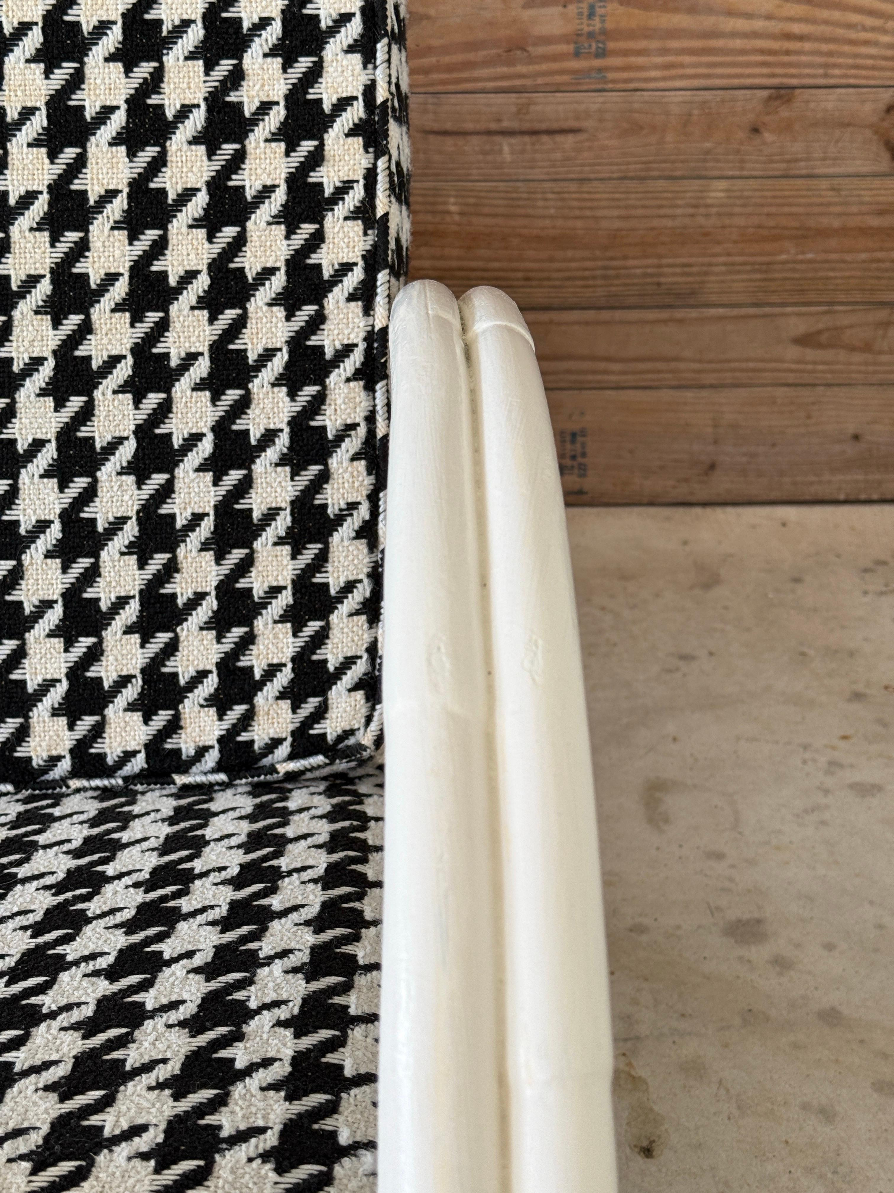 Mid-20th Century Coastal Bent Rattan Sofa by Ficks Reed With Houndstooth Upholst For Sale 4