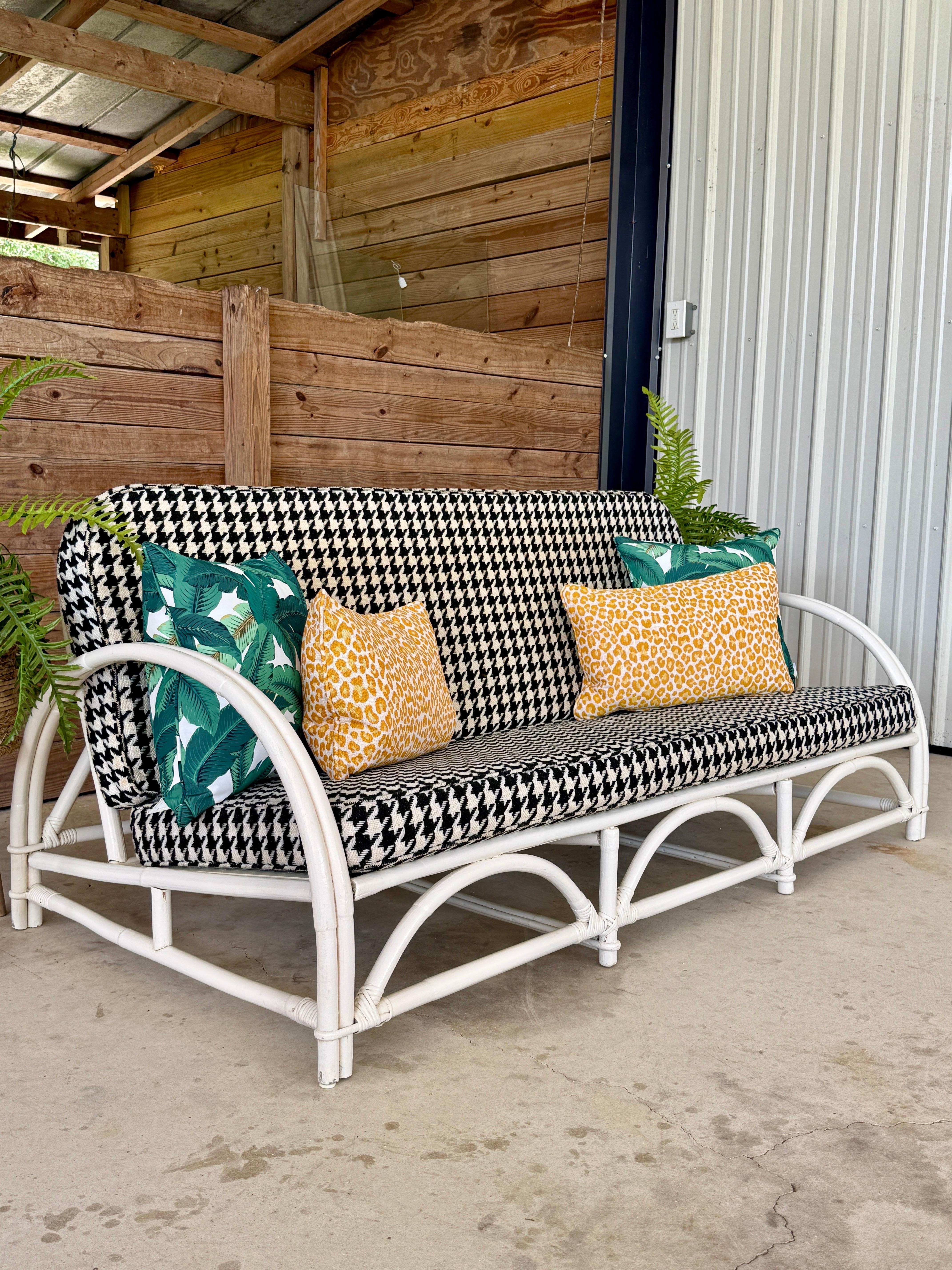 Mid-20th Century Coastal Bent Rattan Sofa by Ficks Reed With Houndstooth Upholst For Sale 11