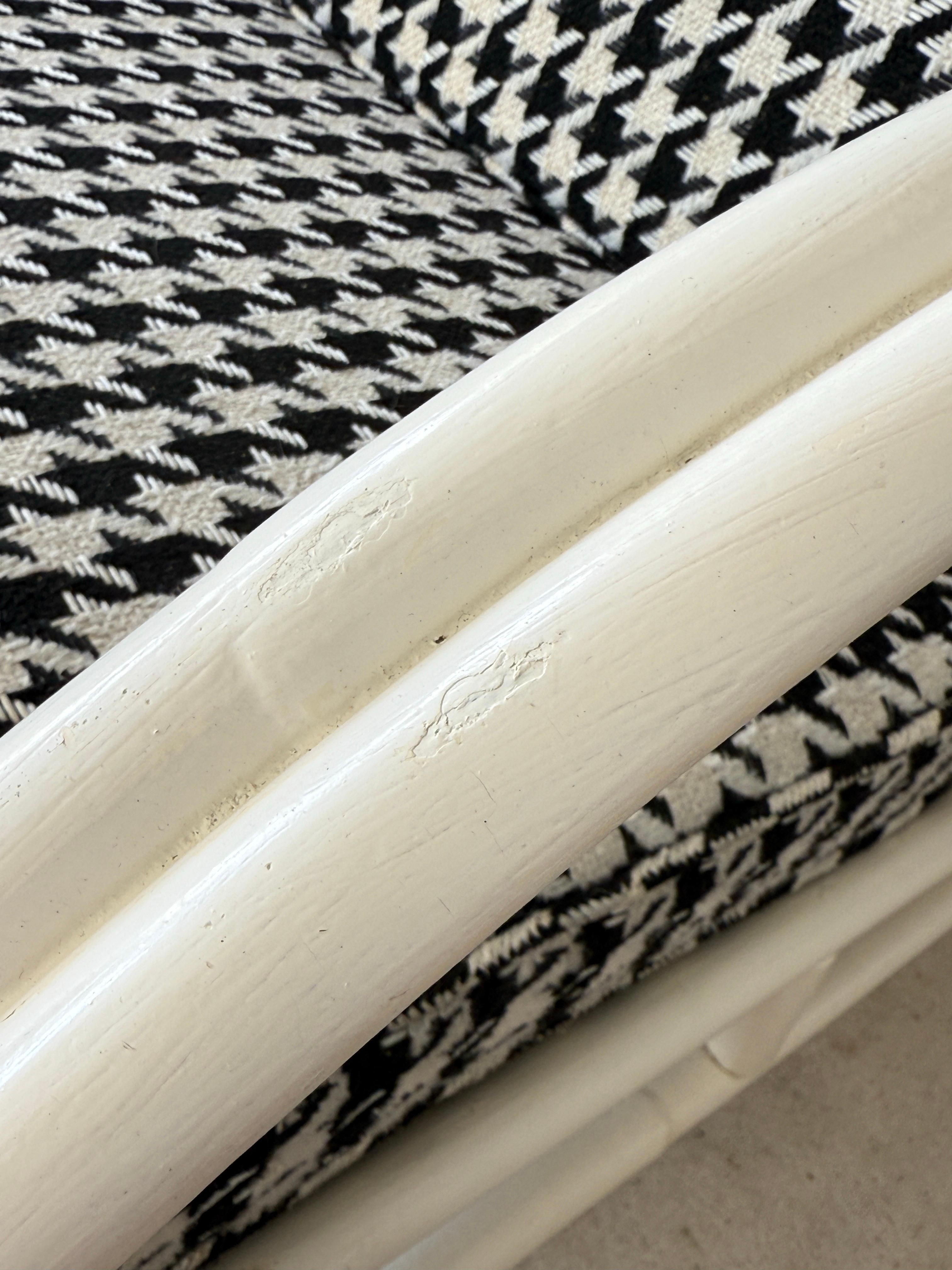 Mid-20th Century Coastal Bent Rattan Sofa by Ficks Reed With Houndstooth Upholst For Sale 12