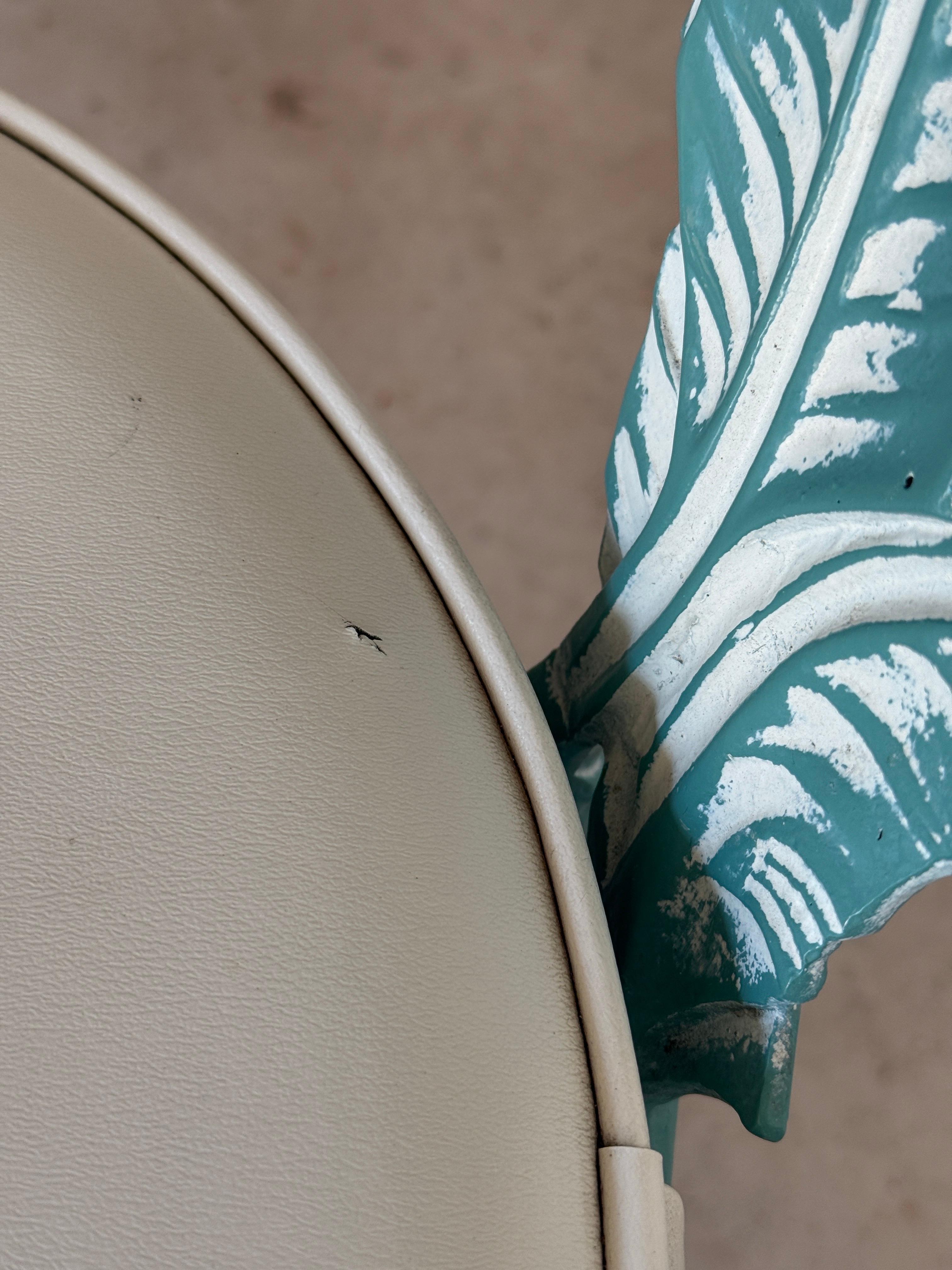 Mitte des 20. Jahrhunderts Coastal Regency Sculptural Palm Leaf Outdoor Dining Table and C im Angebot 7