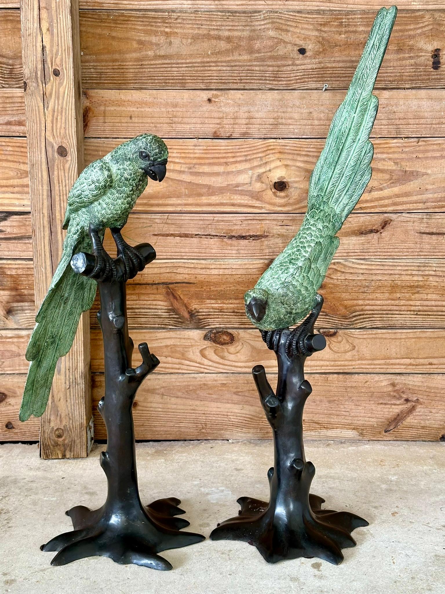 Coastal Tropical Art Deco Bronze Verdigris Papageienstatuen-Paar, Mitte des 20. Jahrhunderts, Paar im Angebot 9