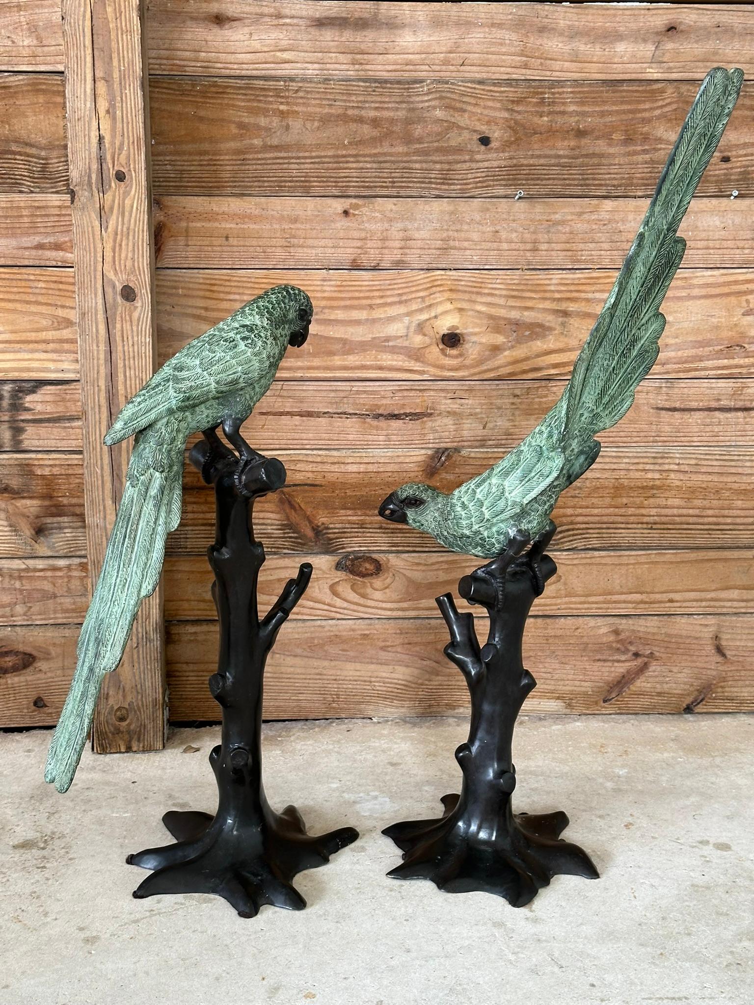 Coastal Tropical Art Deco Bronze Verdigris Papageienstatuen-Paar, Mitte des 20. Jahrhunderts, Paar im Angebot 3