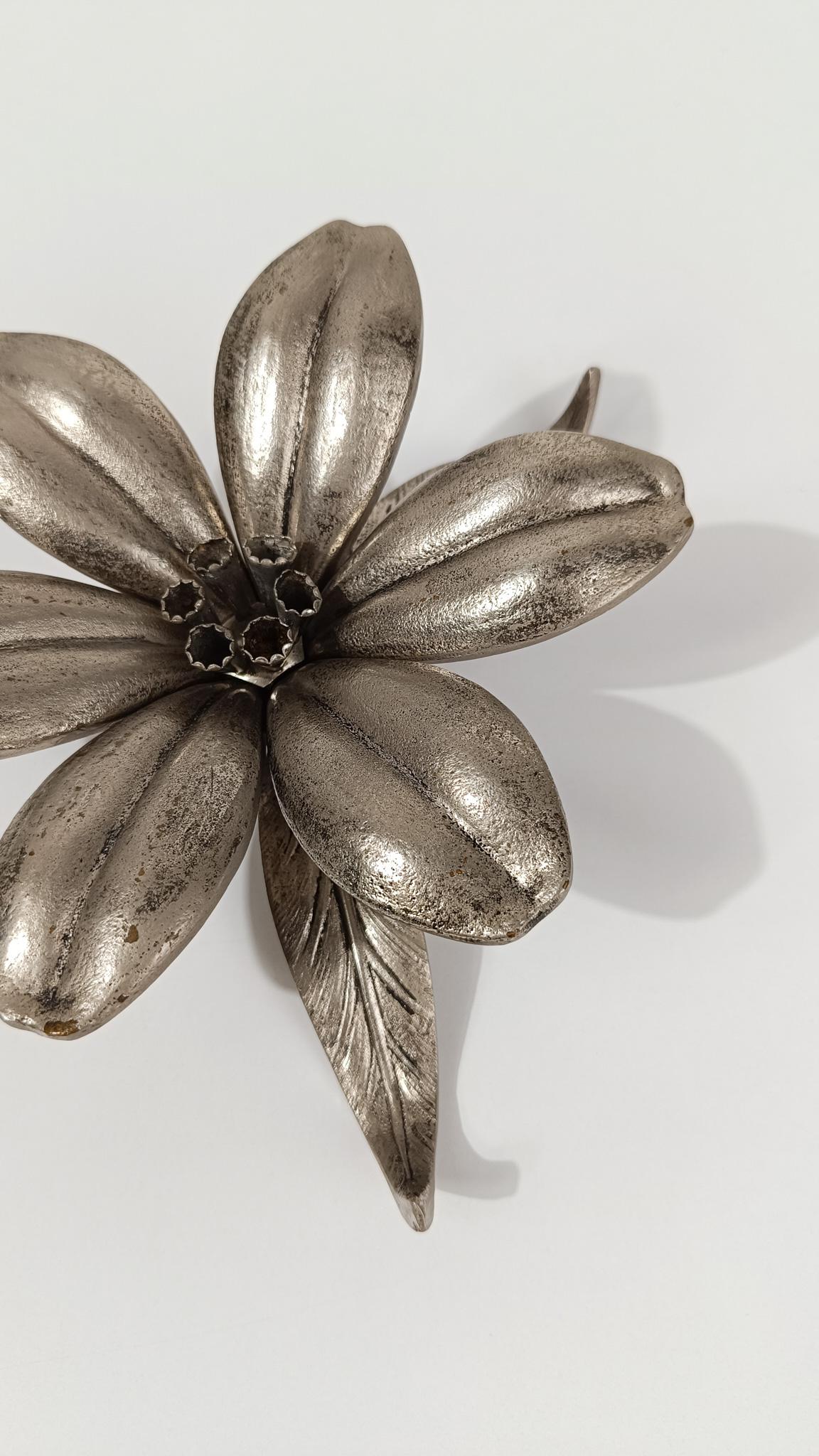 Mid-Century Modern Mid 20th Century Cocktail Ashtray in Flower Shape with Removable Petals For Sale