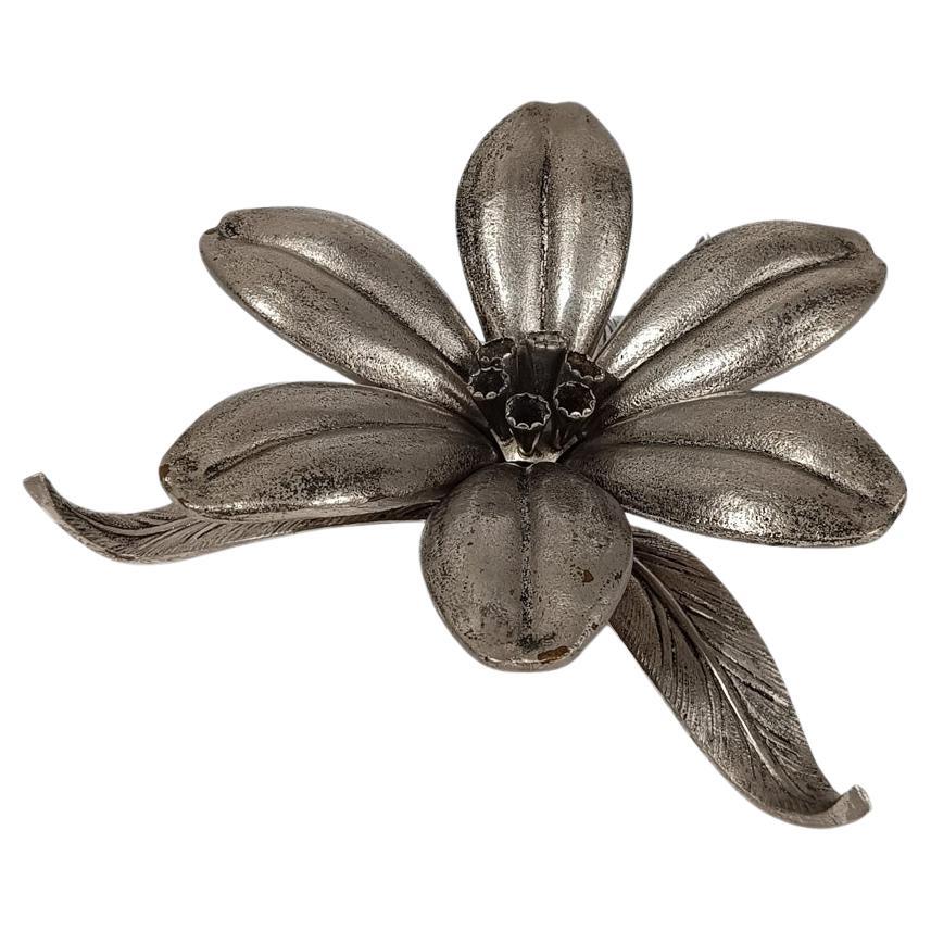 Mid 20th Century Cocktail Ashtray in Flower Shape with Removable Petals For Sale