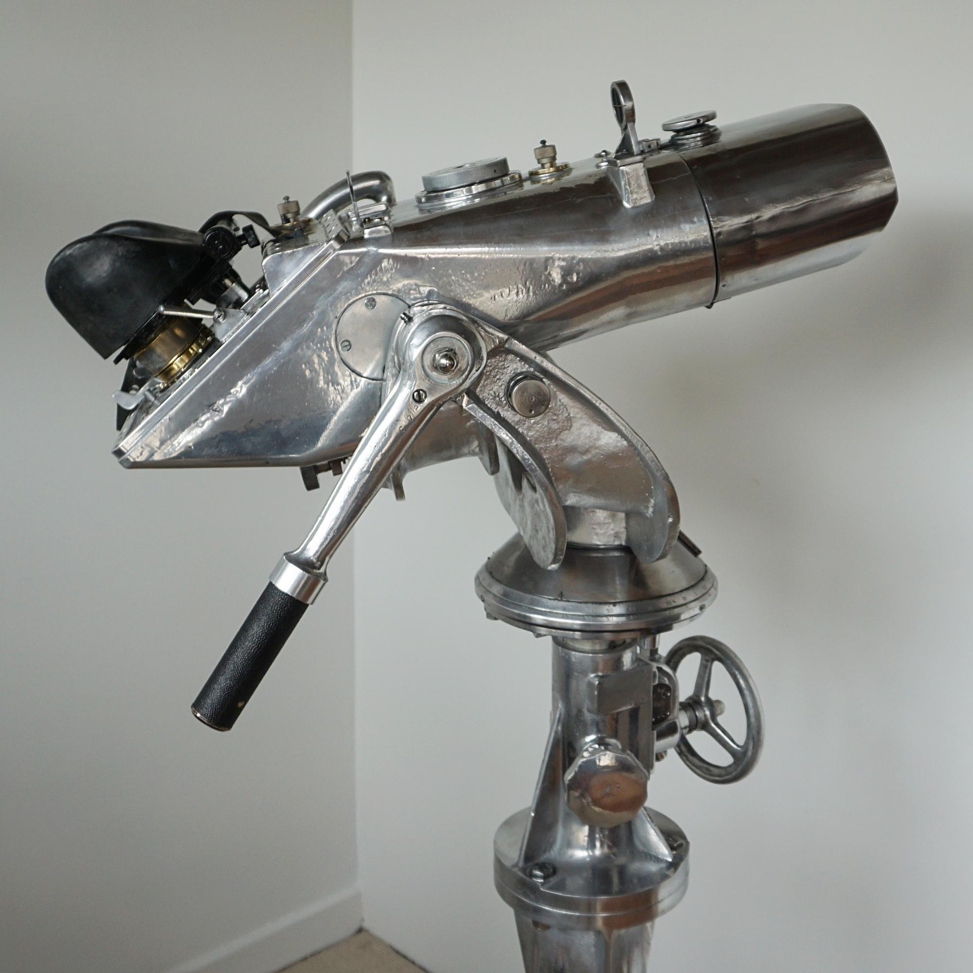 MId-20th Century Cold War Era 20x110 BMT-110 Marine Observation Binoculars 6