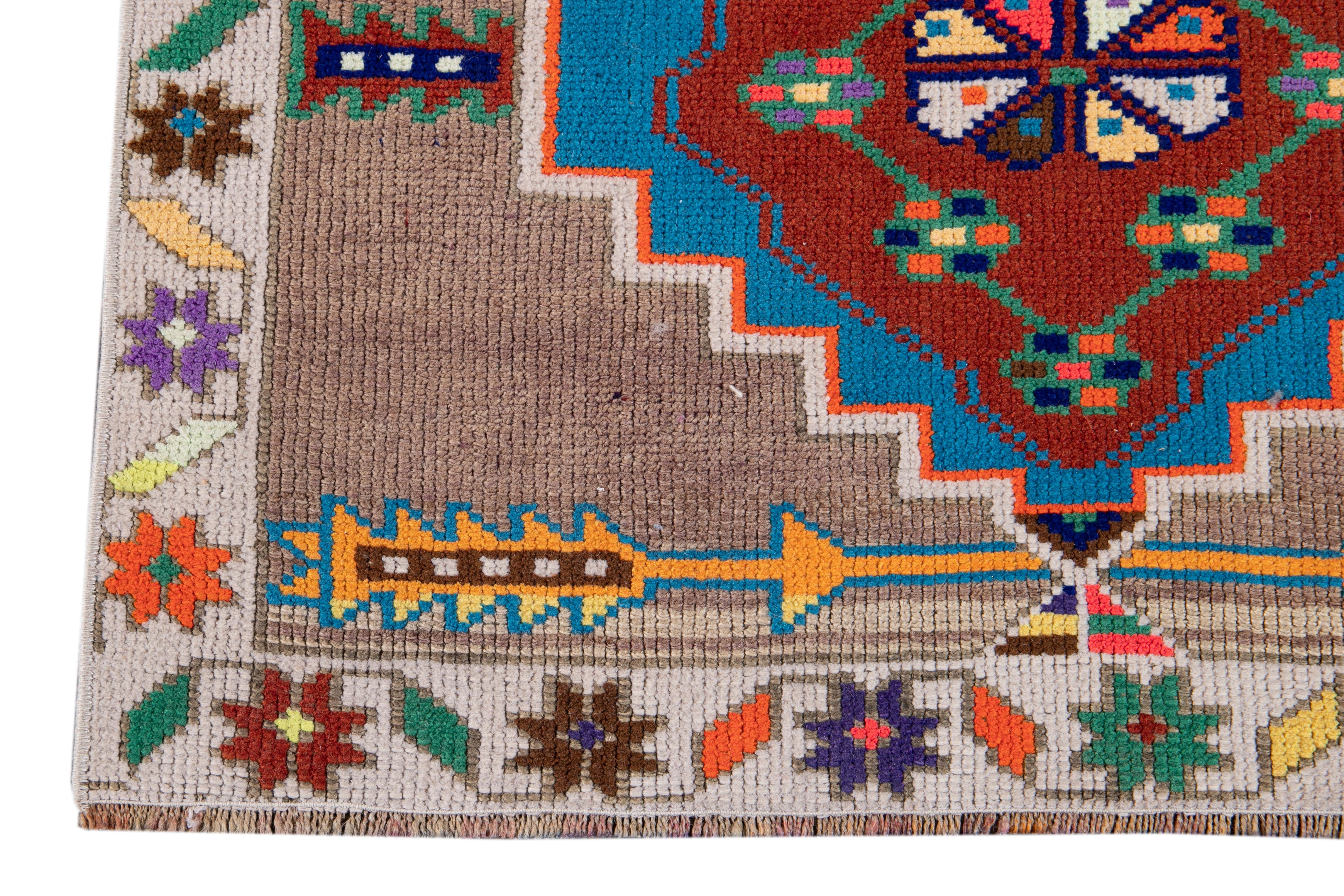 Mid-20th Century Colorful Vintage Turkish Wool Runner Rug For Sale 3