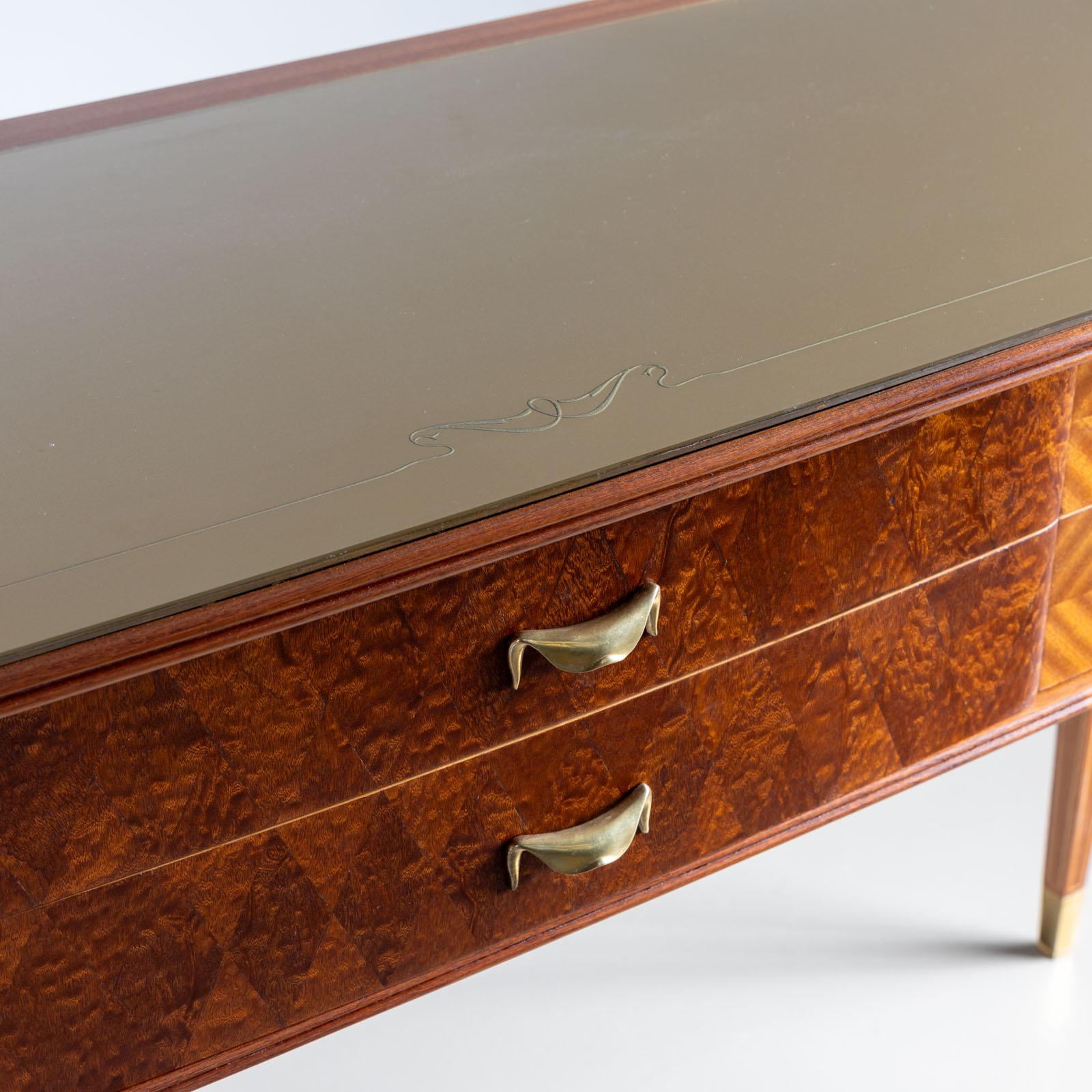 Mesa consola de mediados del siglo XX, atribuida a Paolo Buffa, escuela italiana en venta 1