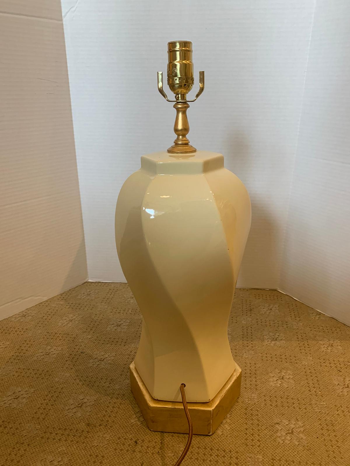 Mid-20th Century Cream Porcelain Lamp on Custom Giltwood Base 3