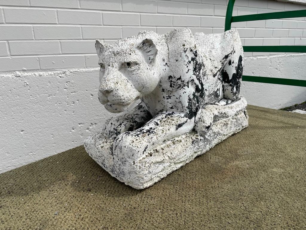 white panther statue