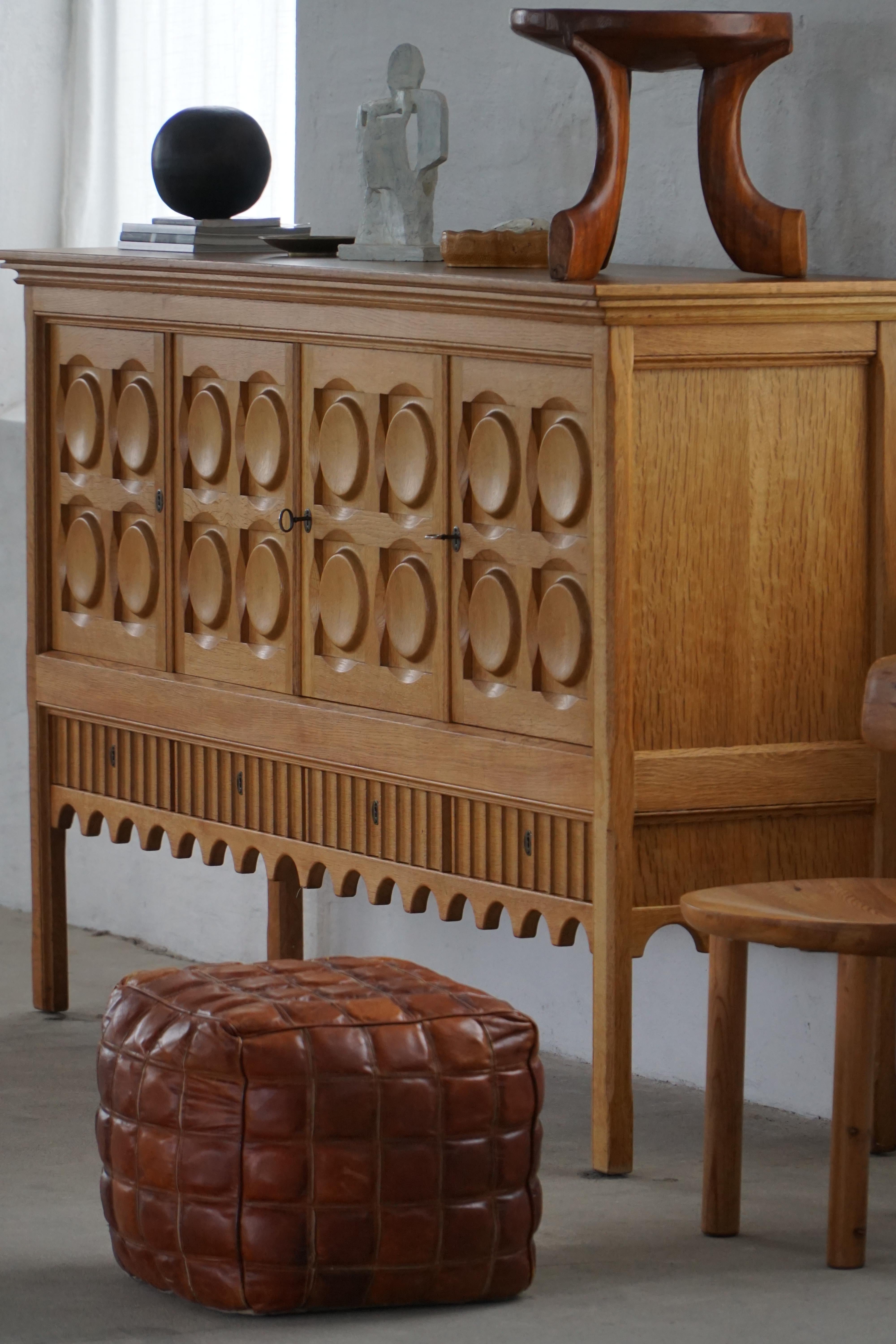 Scandinavo Pouf/optano a cubo in pelle marrone patinata, metà del XX secolo, anni '60 in vendita
