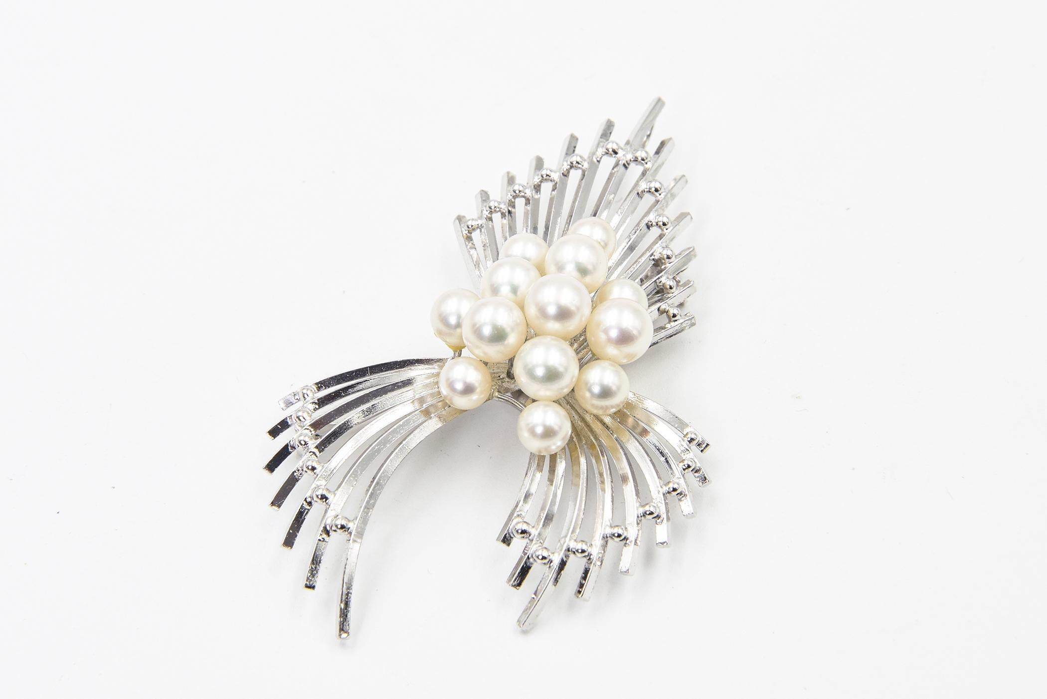 Mid 20th Century Cultured Pearl Sterling Silver Spray Brooch Pendant In Excellent Condition For Sale In Miami Beach, FL
