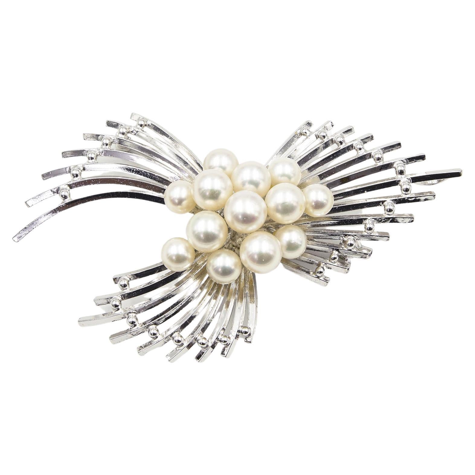 Mid 20th Century Cultured Pearl Sterling Silver Spray Brooch Pendant For Sale